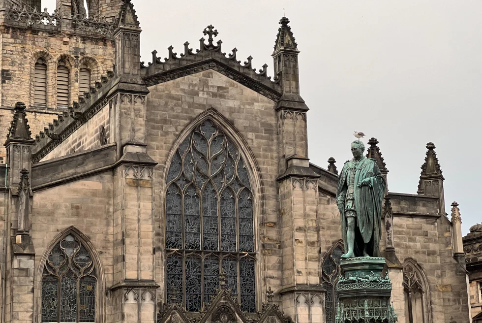A historical building in Edinburgh.