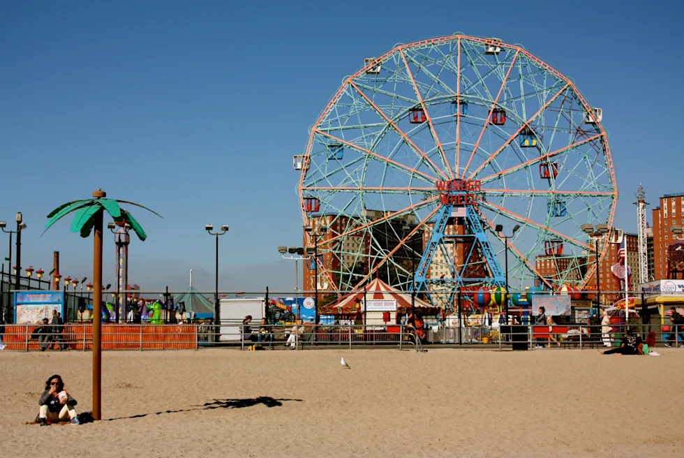 Beyond Manhattan: Visiting Brooklyn & Queens - Day 2: Amusement park fun