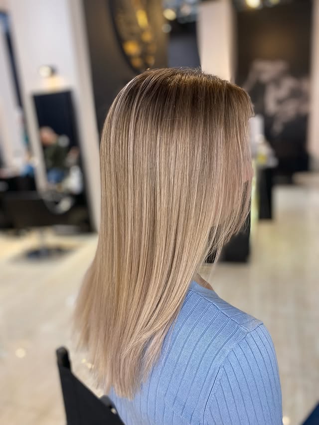 Sombre✨ Delicate transitions that give the color depth and lightness—that's the magic of sombre ✨ Two styling options❣️ Are you team straight or wavy hair? ✨ Created by Oliwia instagram-image1