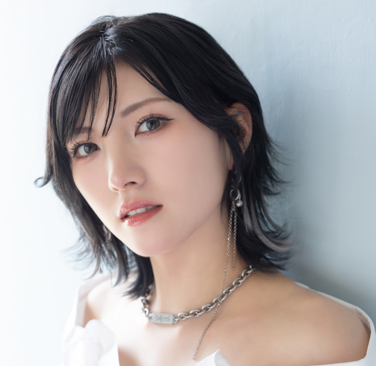 岡田奈々オフィシャルファンクラブ「NANAIRO」