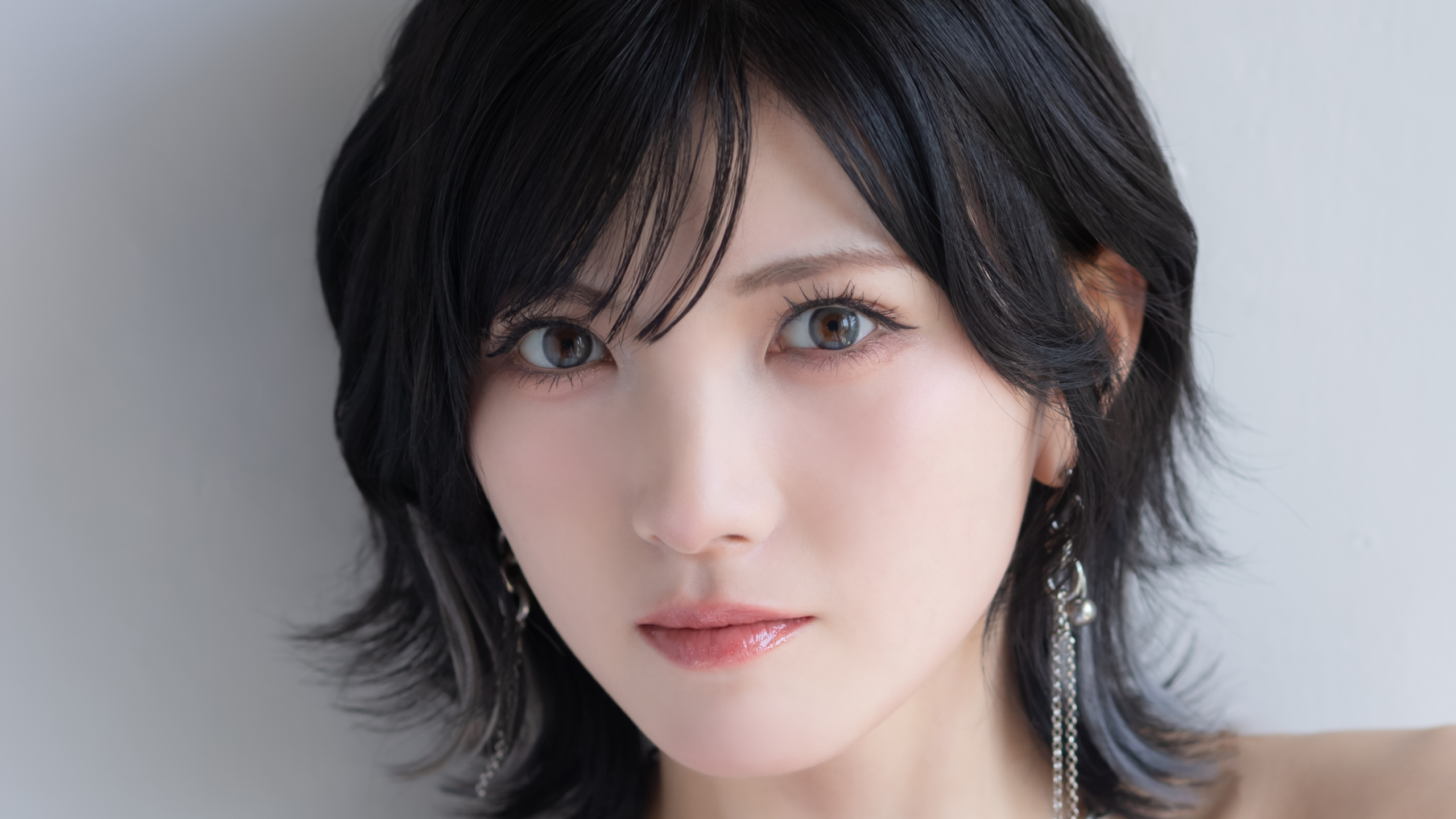 岡田奈々オフィシャルファンクラブ「NANAIRO」