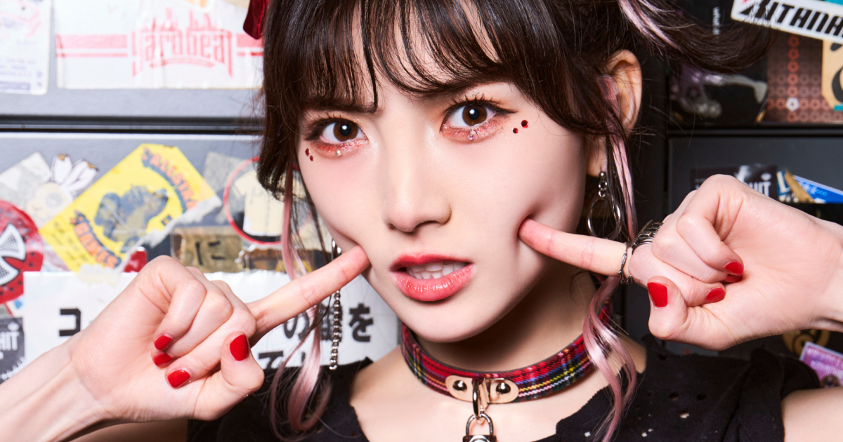 岡田奈々オフィシャルファンクラブ「NANAIRO」