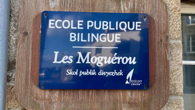 moguérou école panneau