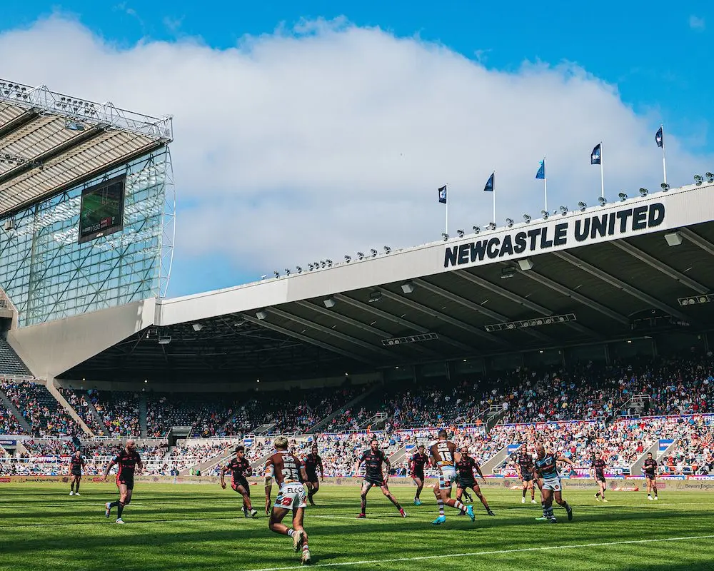 Magic Weekend image