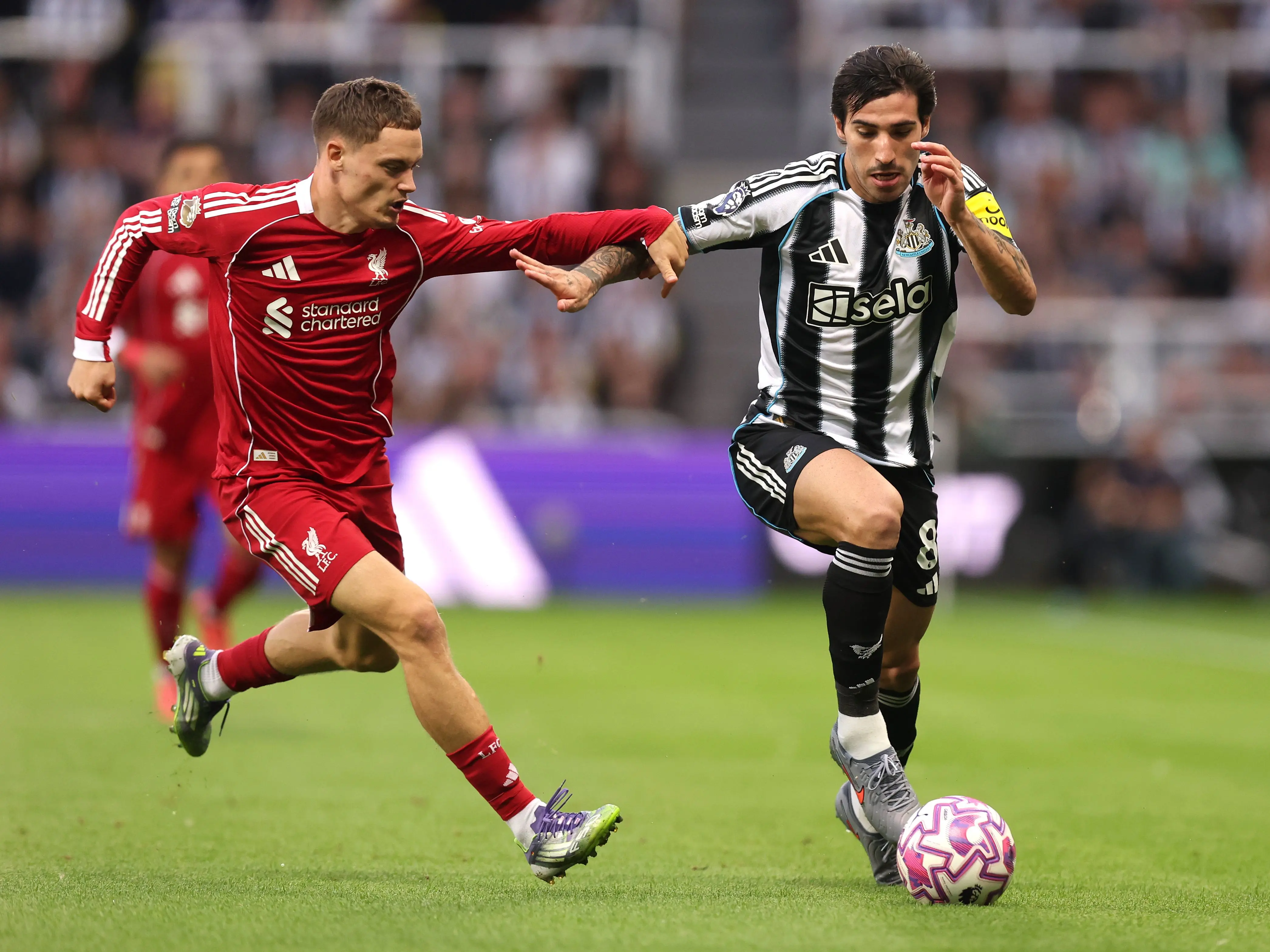 Premier League được yêu cầu điều tra trận đấu Newcastle vs Liverpool 1 Newcastle United 2 Liverpool 3 - Newcastle United