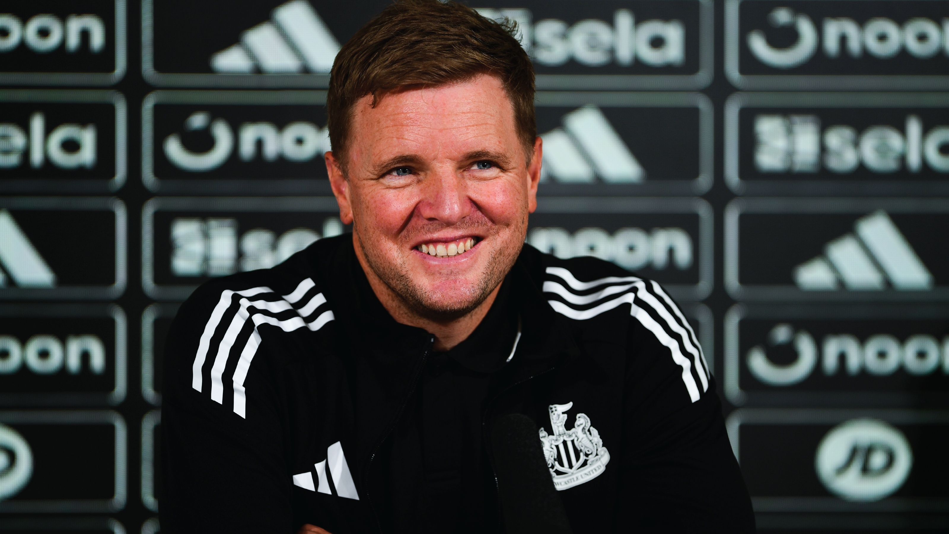 Howe pre-Wolves presser image