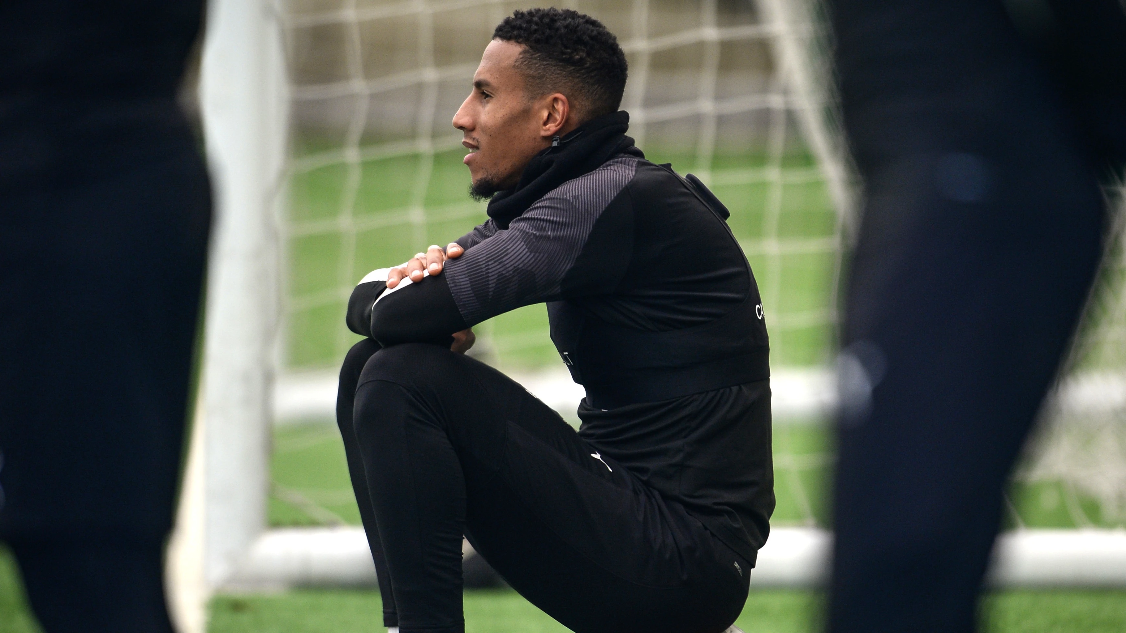 isaac-hayden-sitting-training