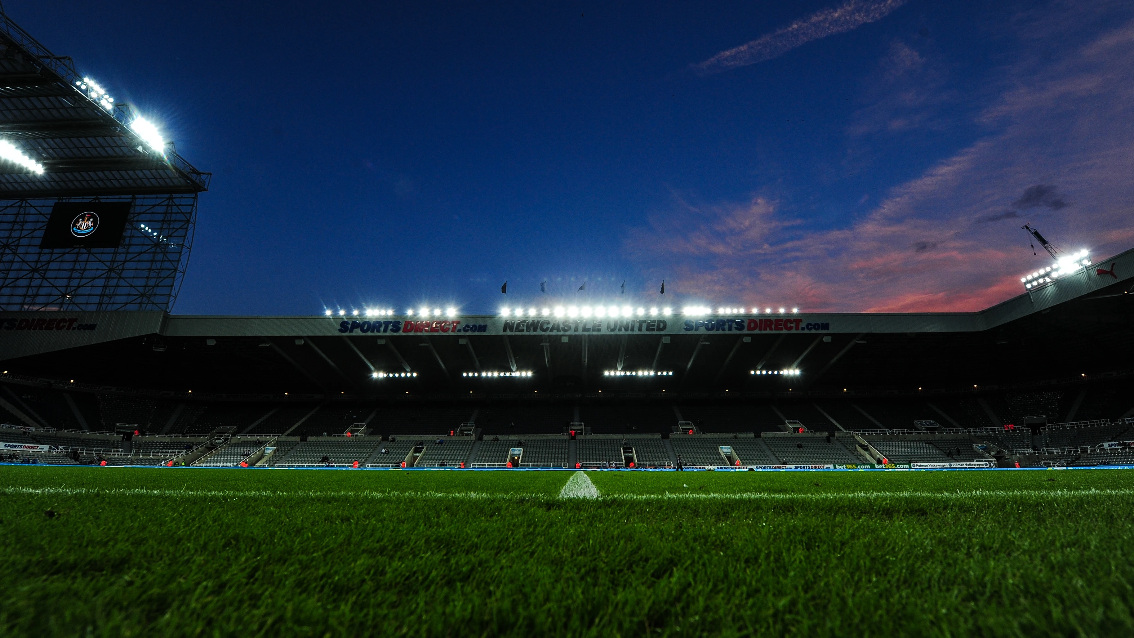 st-james-park-at-dusk