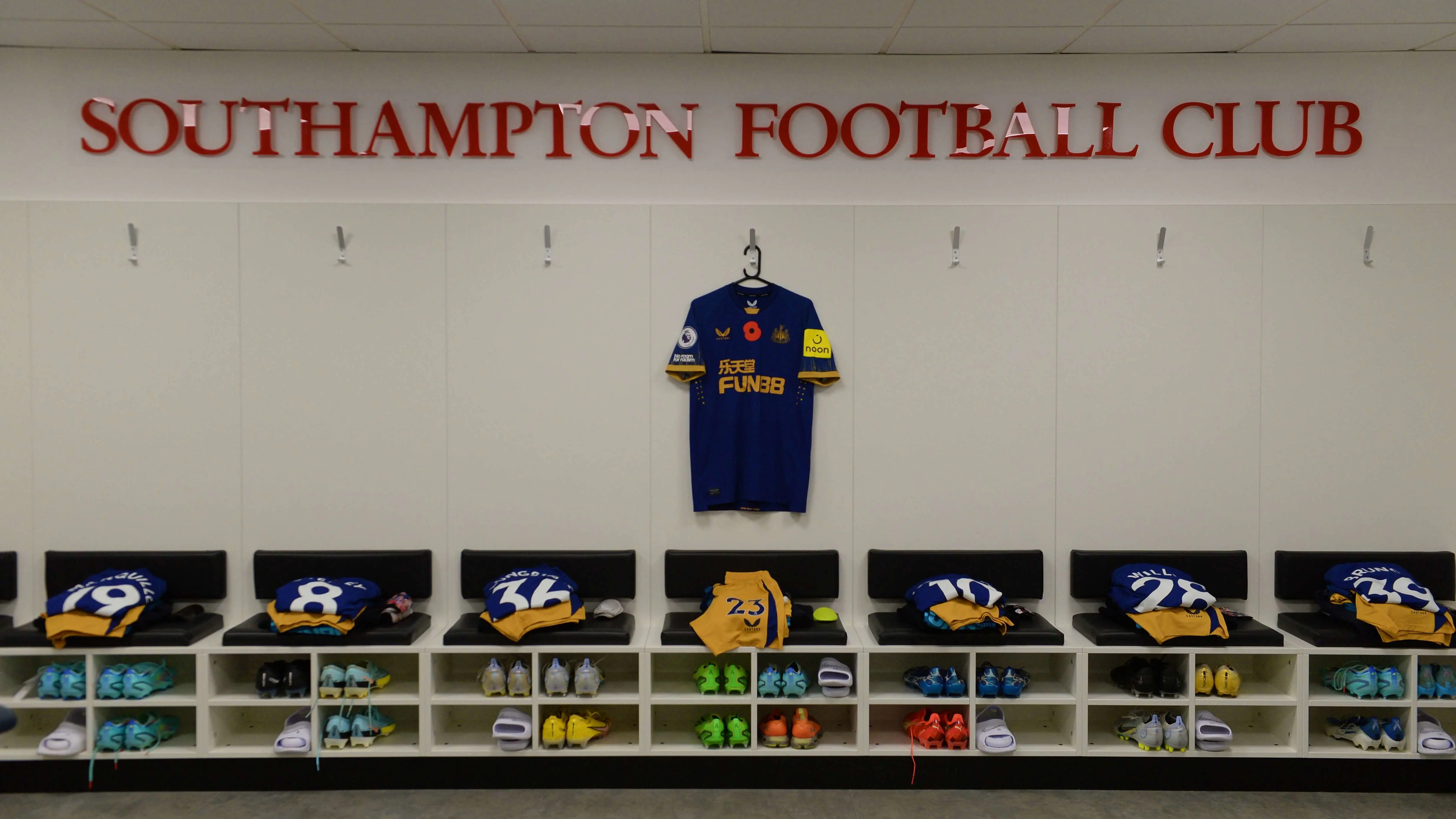 shirt-dressing-room-southampton