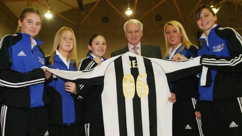 sir-bobby-robson-newcastle-united-women