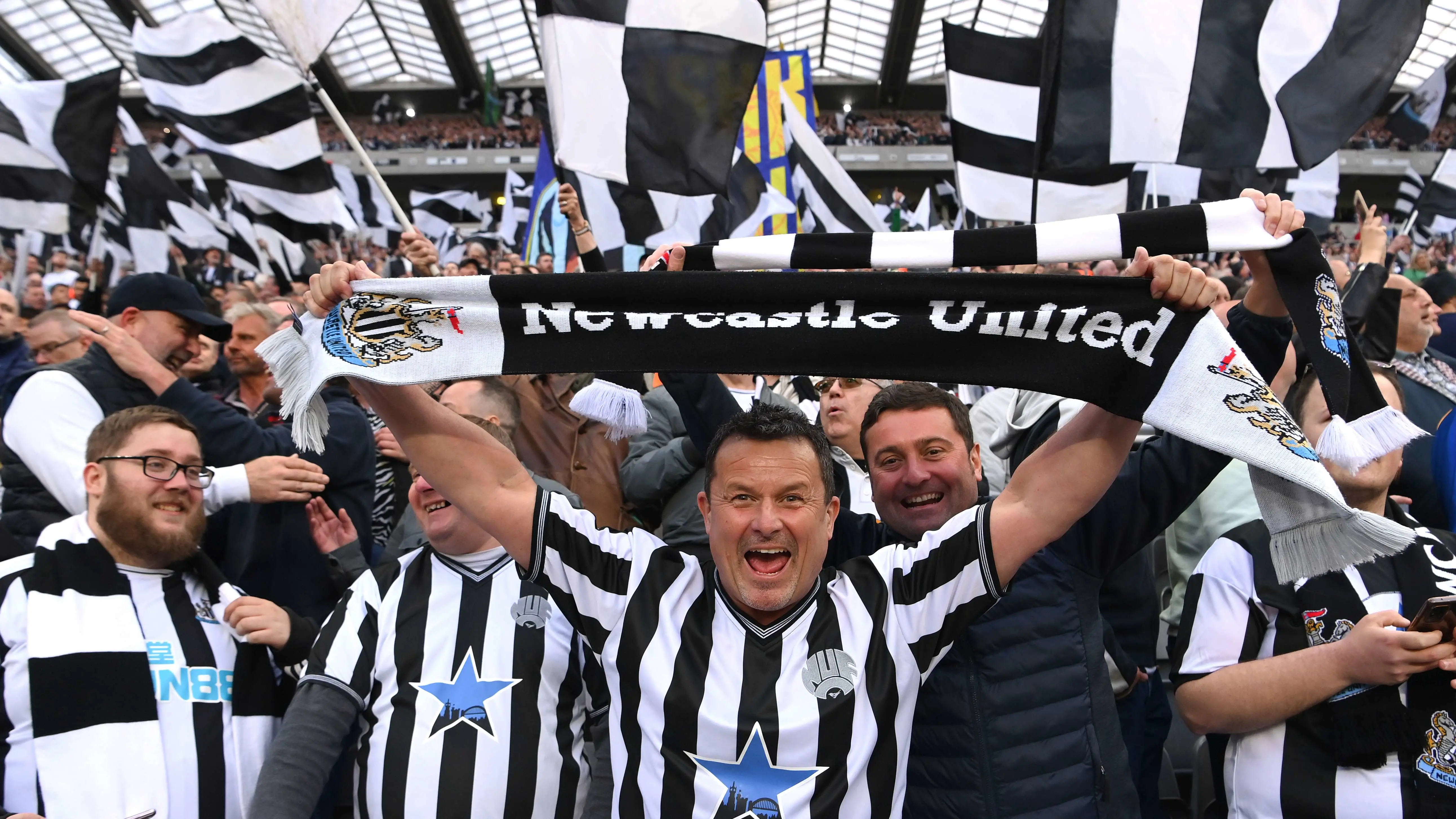 newcastle-fans-leicester