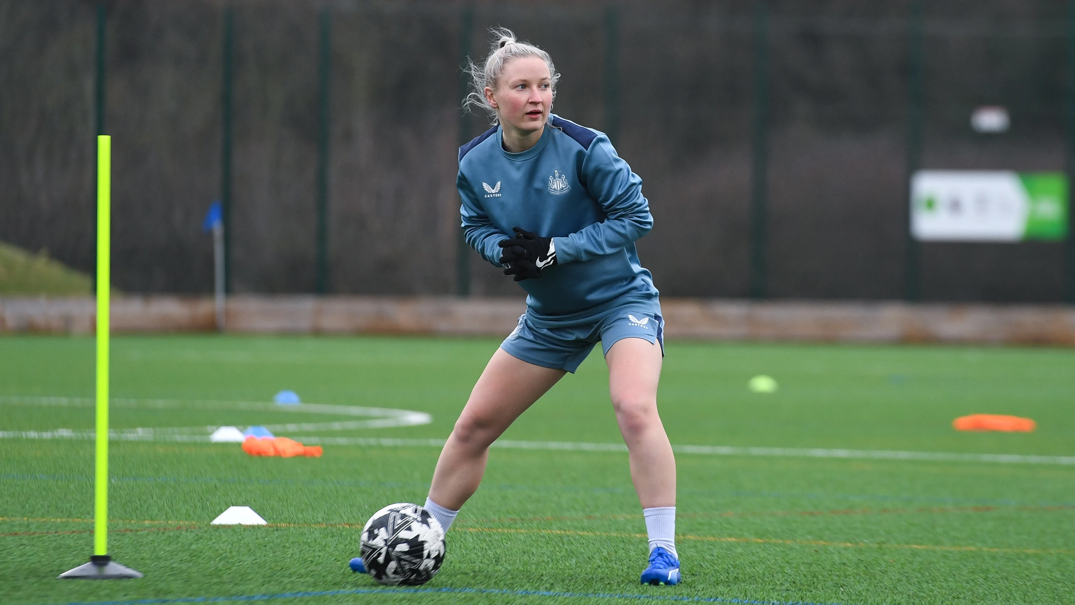 cara-milne-redhead-training