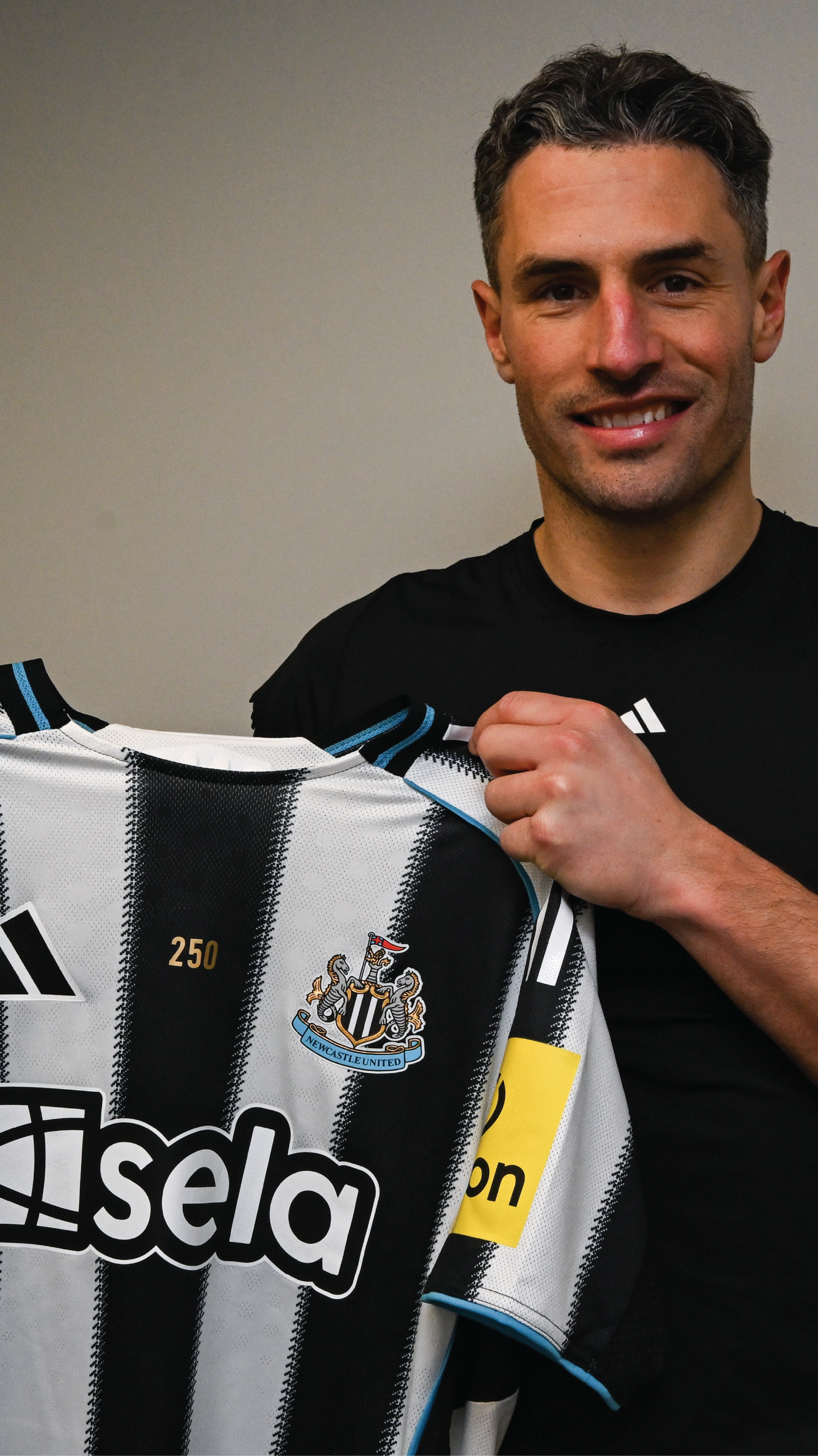 Newcastle United - Home