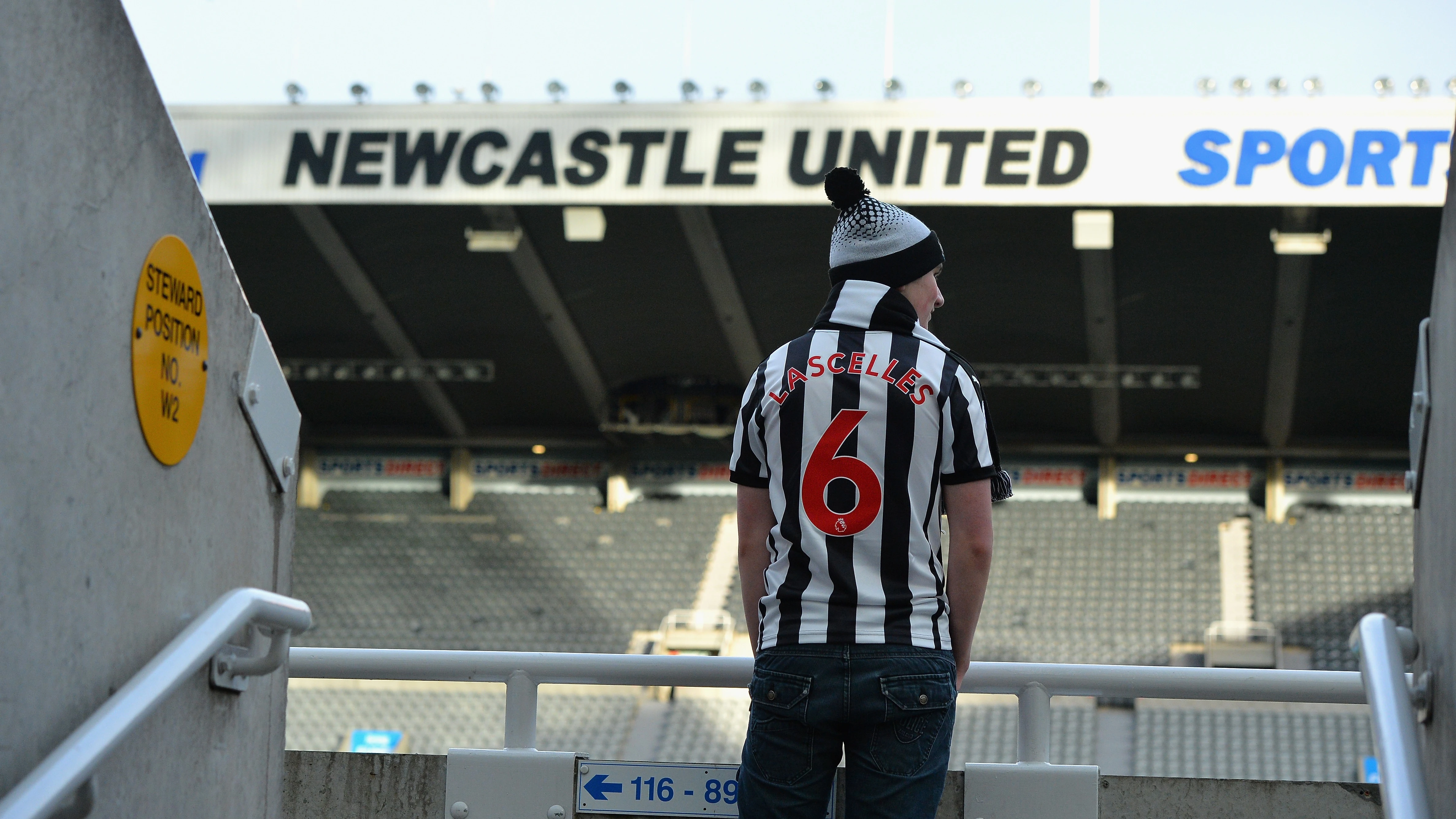 fan-lascelles-shirt