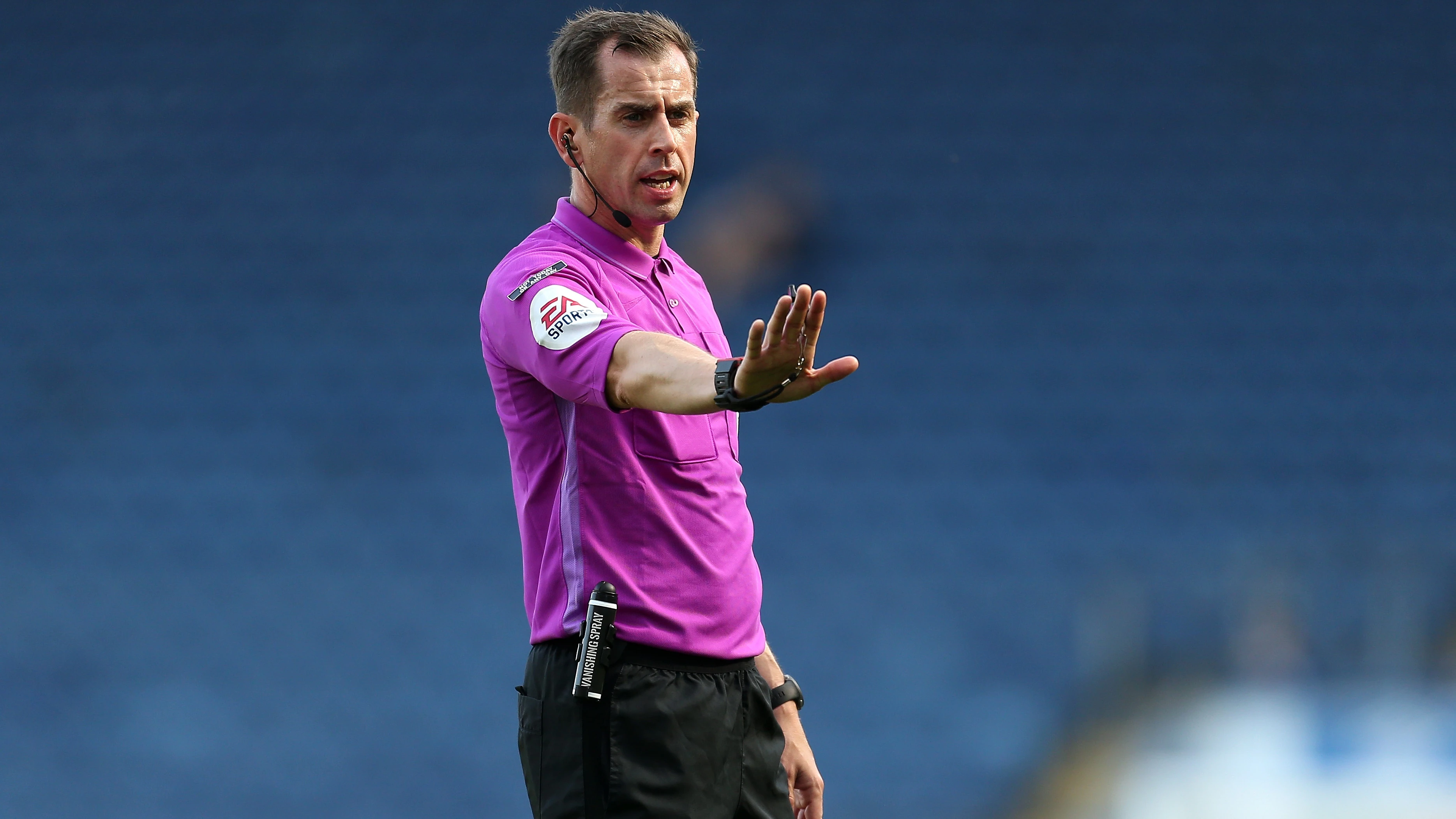 peter-bankes-spurs-ref