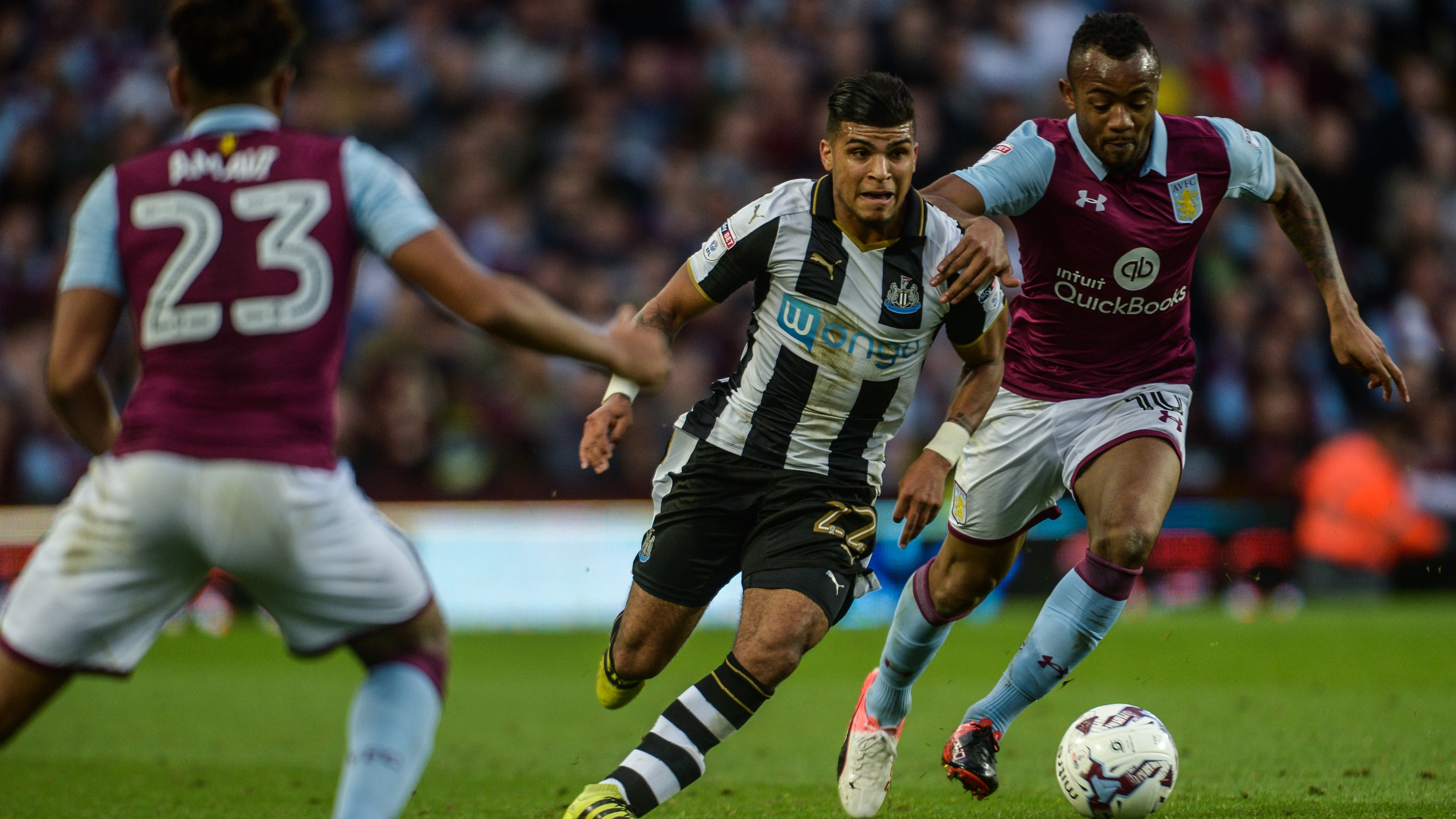 deandre-yedlin-aston-villa