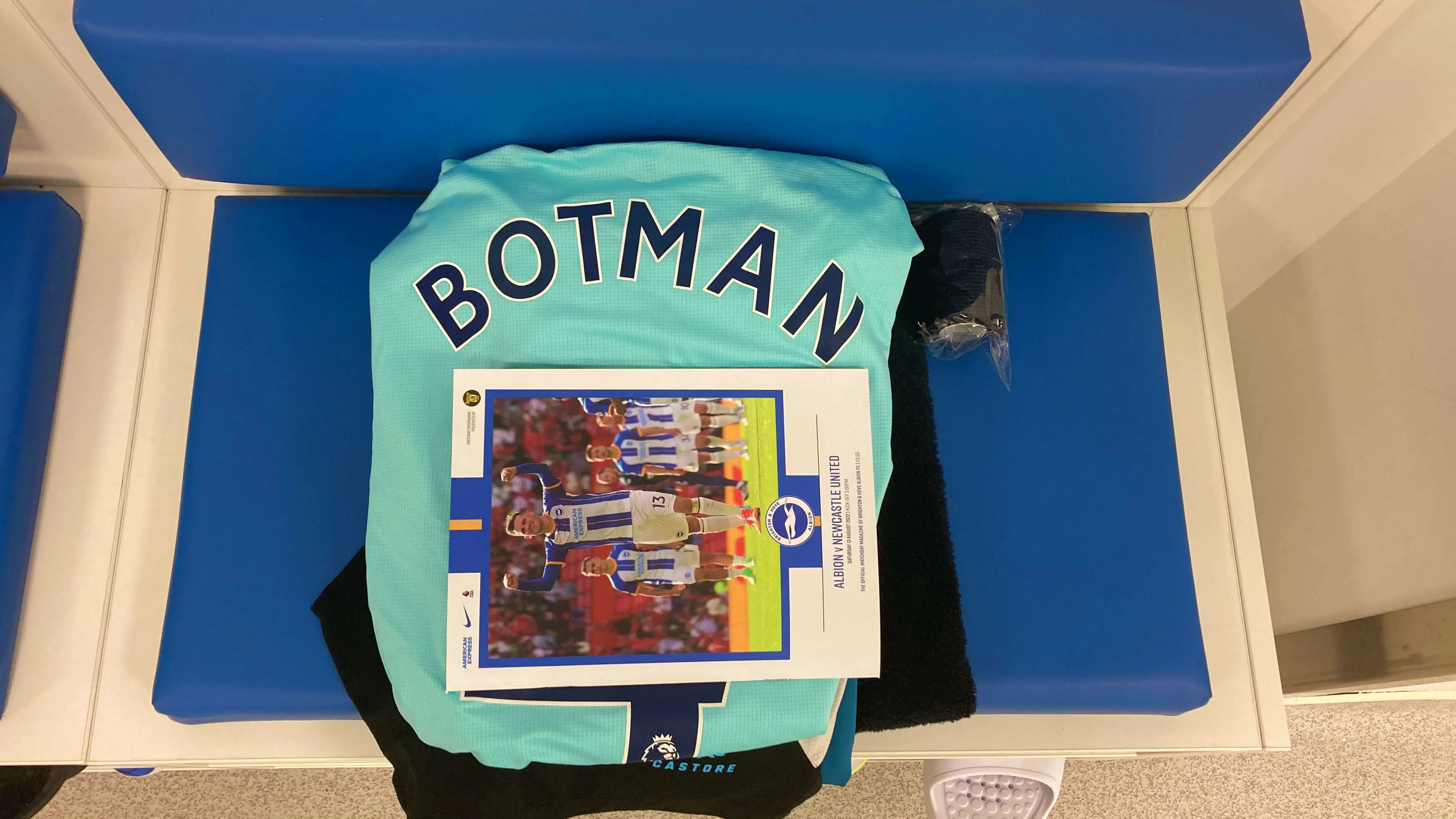 sven-botman-shirt-brighton