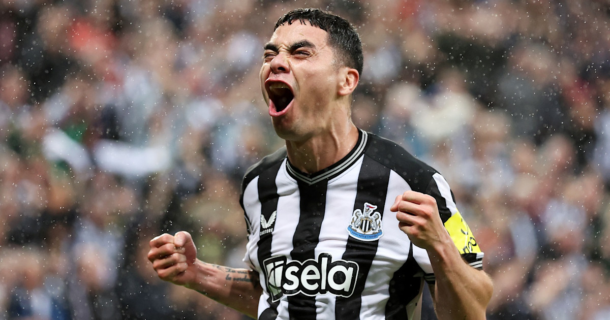 Miguel Almirón photo Miguel Almirón photo