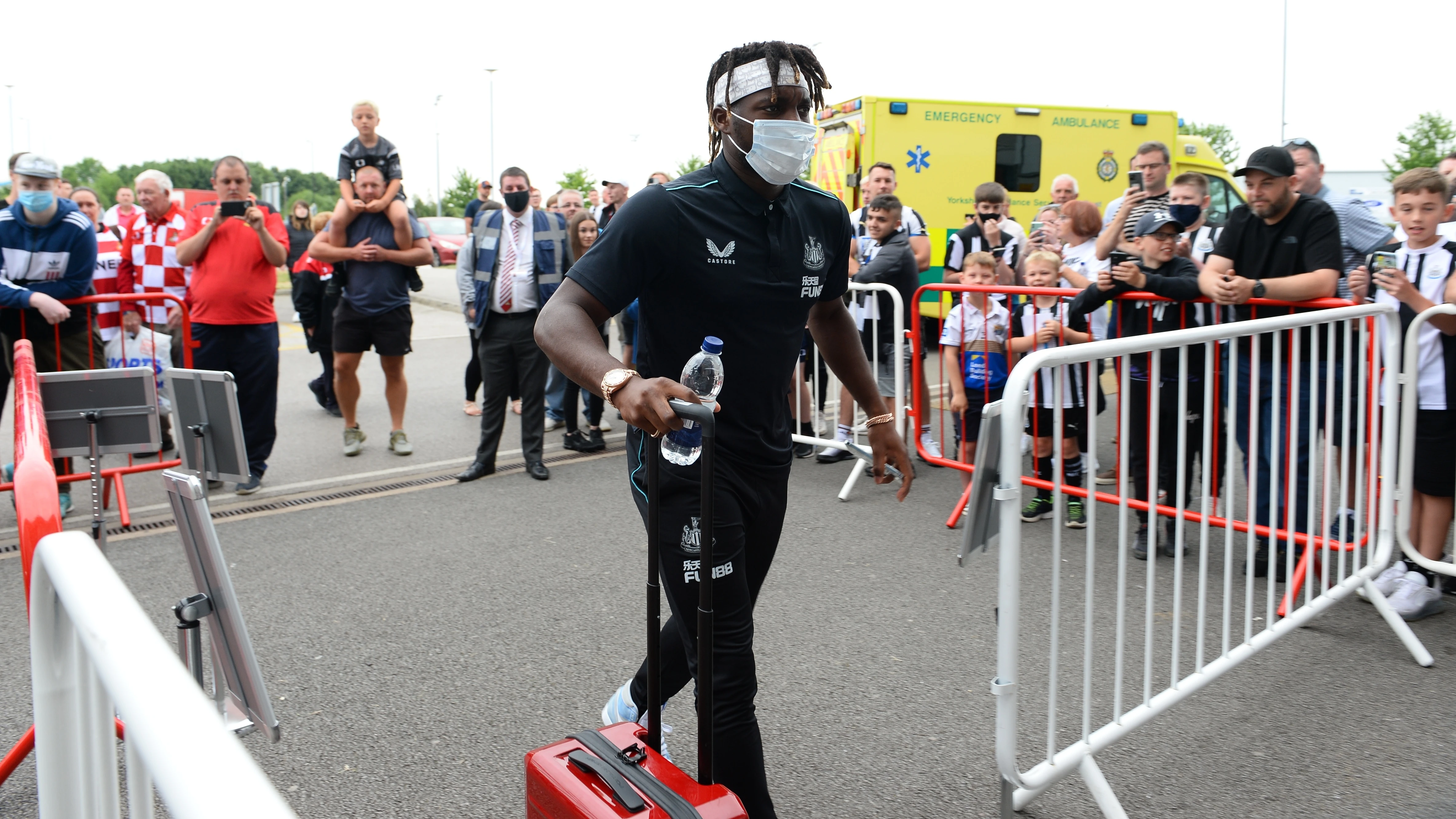 allan-saint-maximin-doncaster