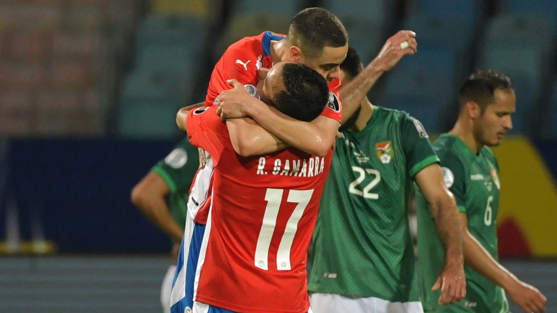 miguel-almiron-paraguay-bolivia-celebrates