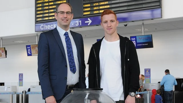 20161021-jack-colback-newcastle-airport