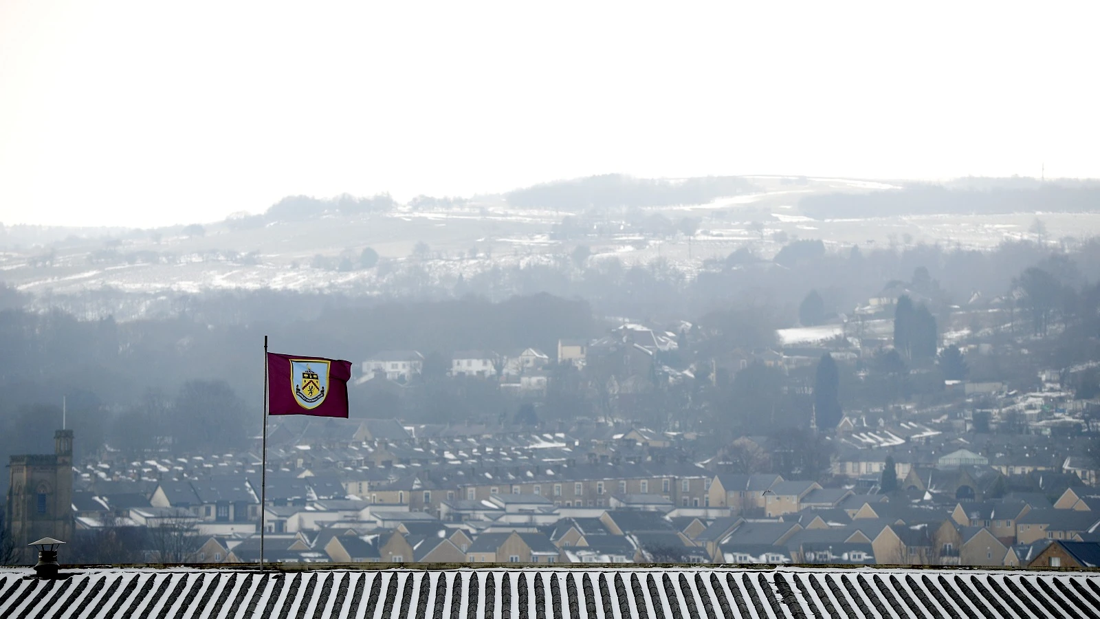 turf-moor-burnley-flag