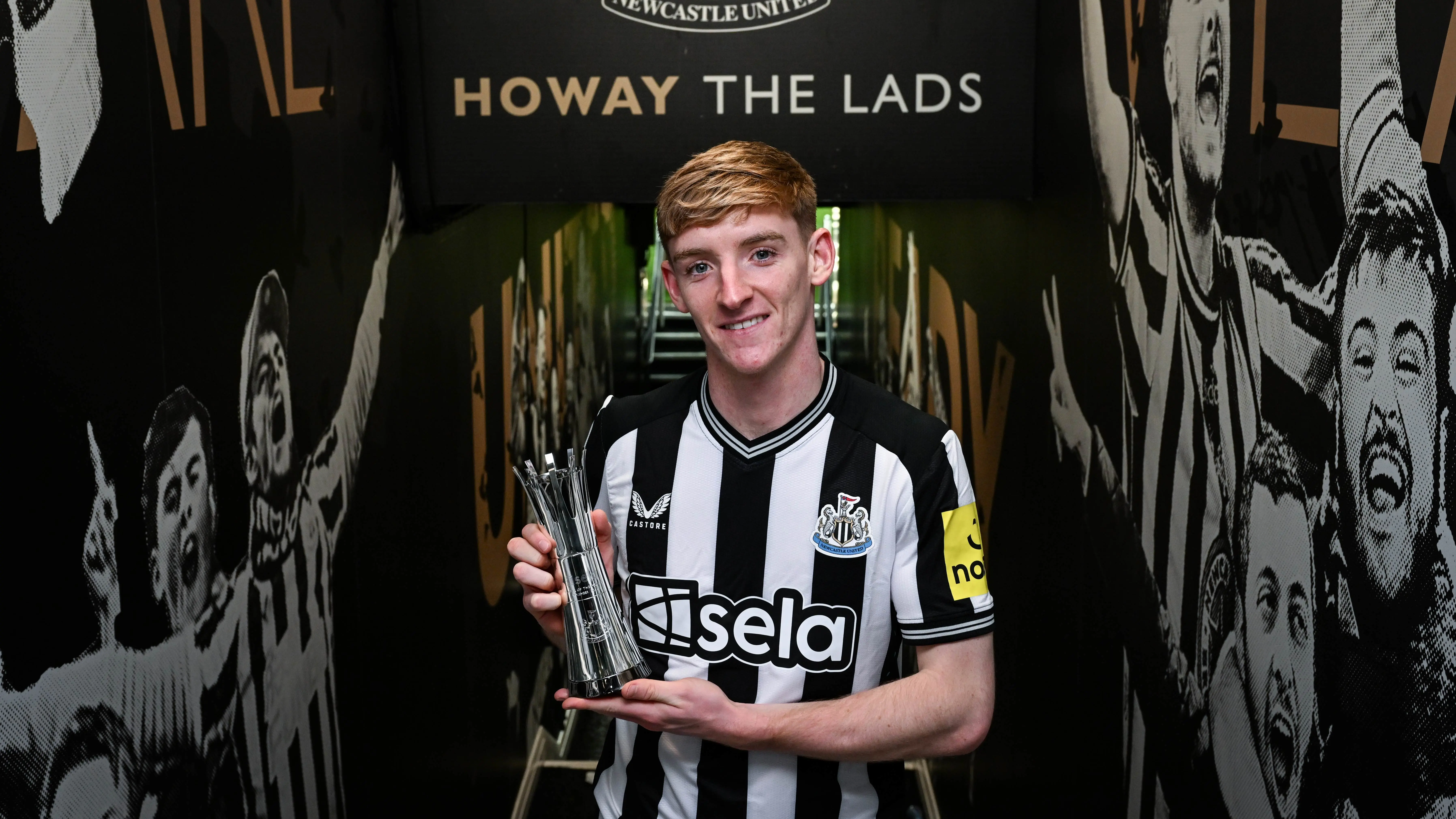 anthony-gordon-sela-player-of-the-month-november