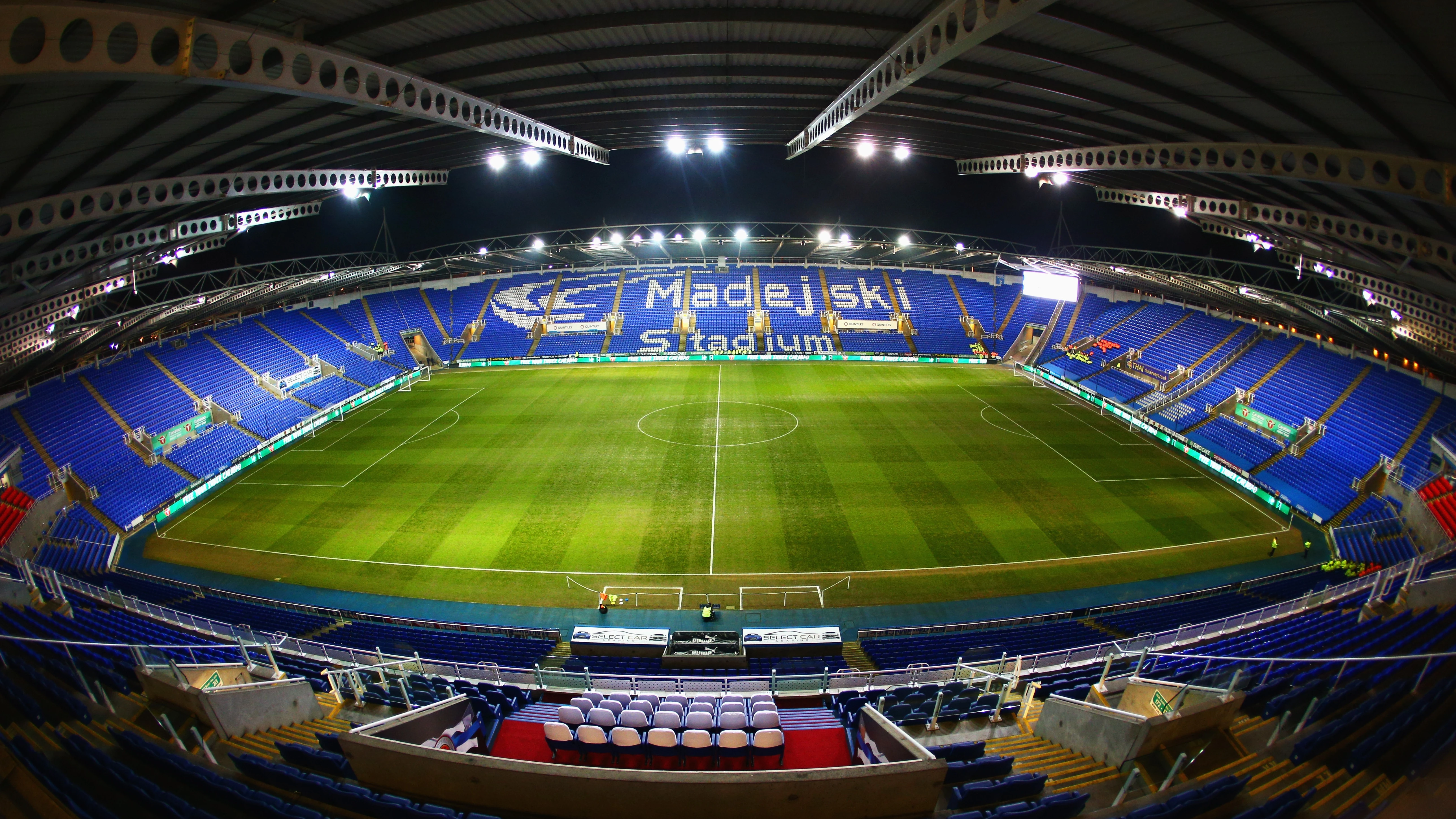 madejski-stadium-reading