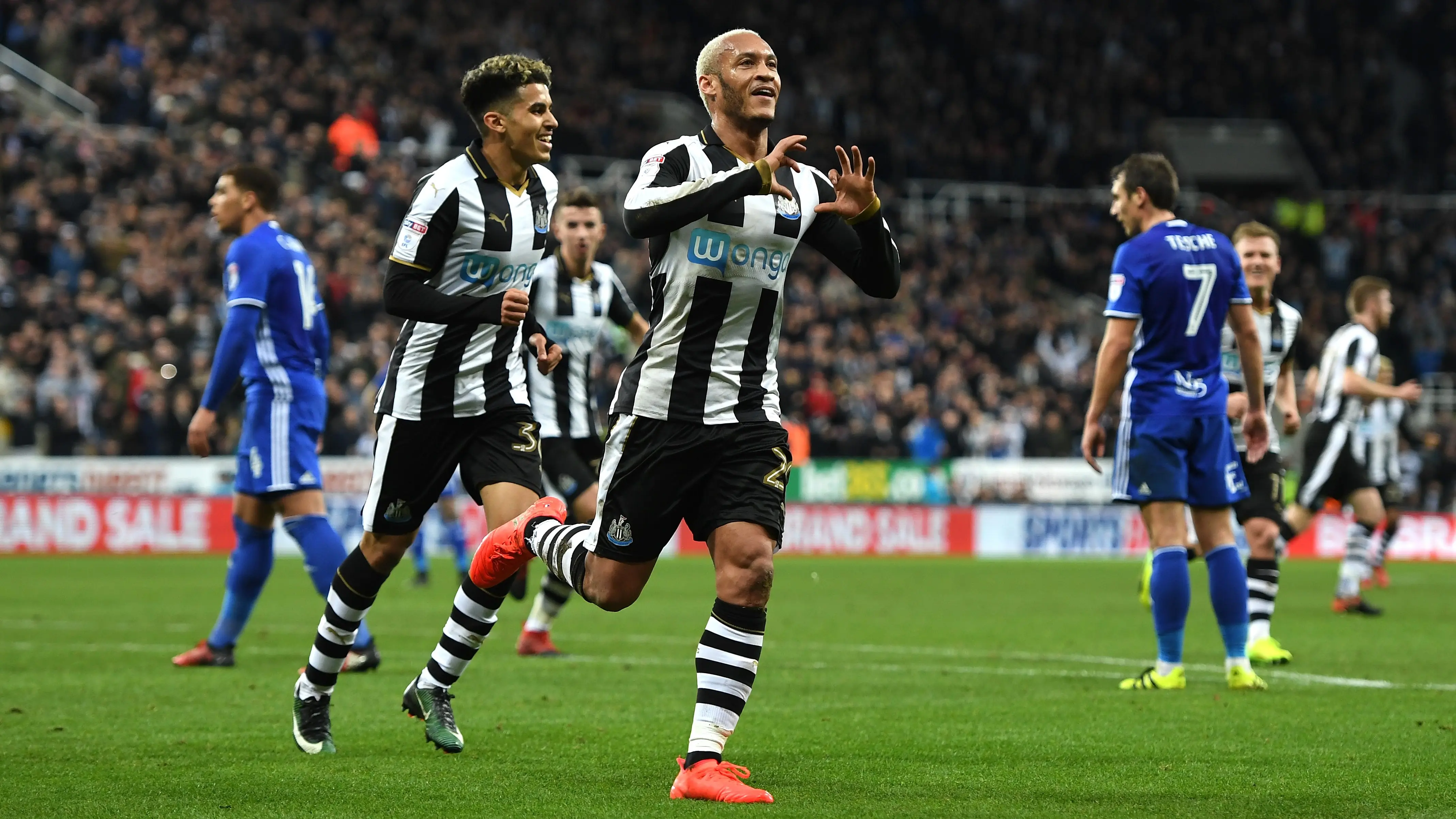 yoan-gouffran-birmingham-celebration