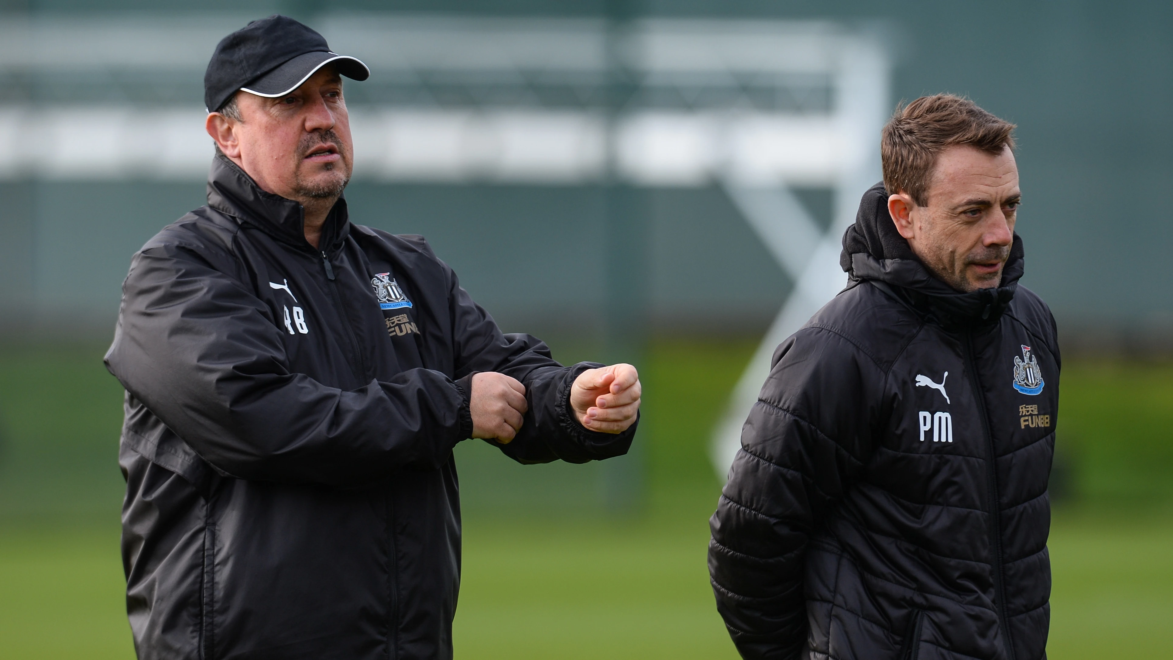 rafa-benitez-training-huddersfield