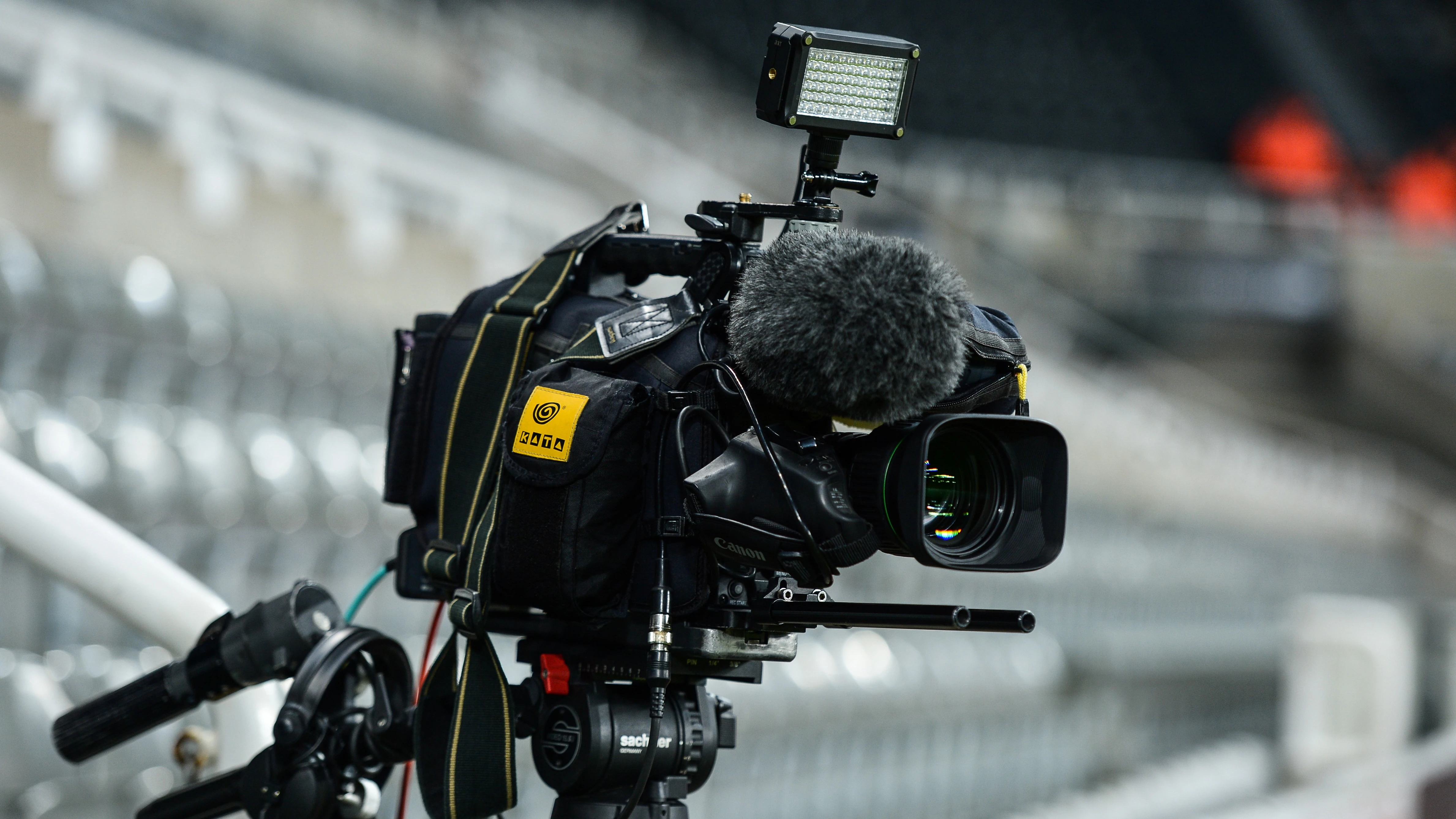 camera-st-james-park