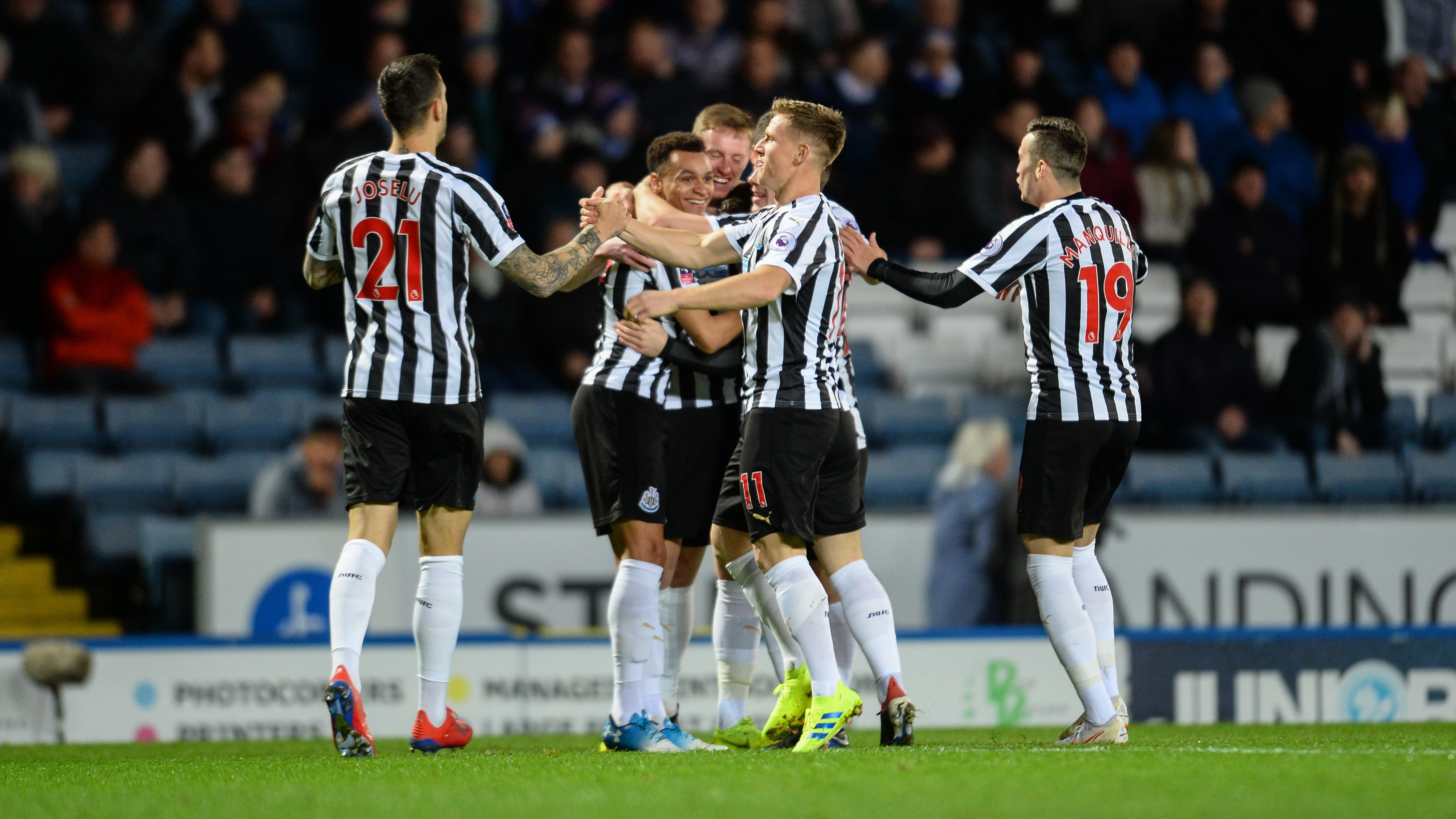 sean-longstaff-blackburn-celebrates