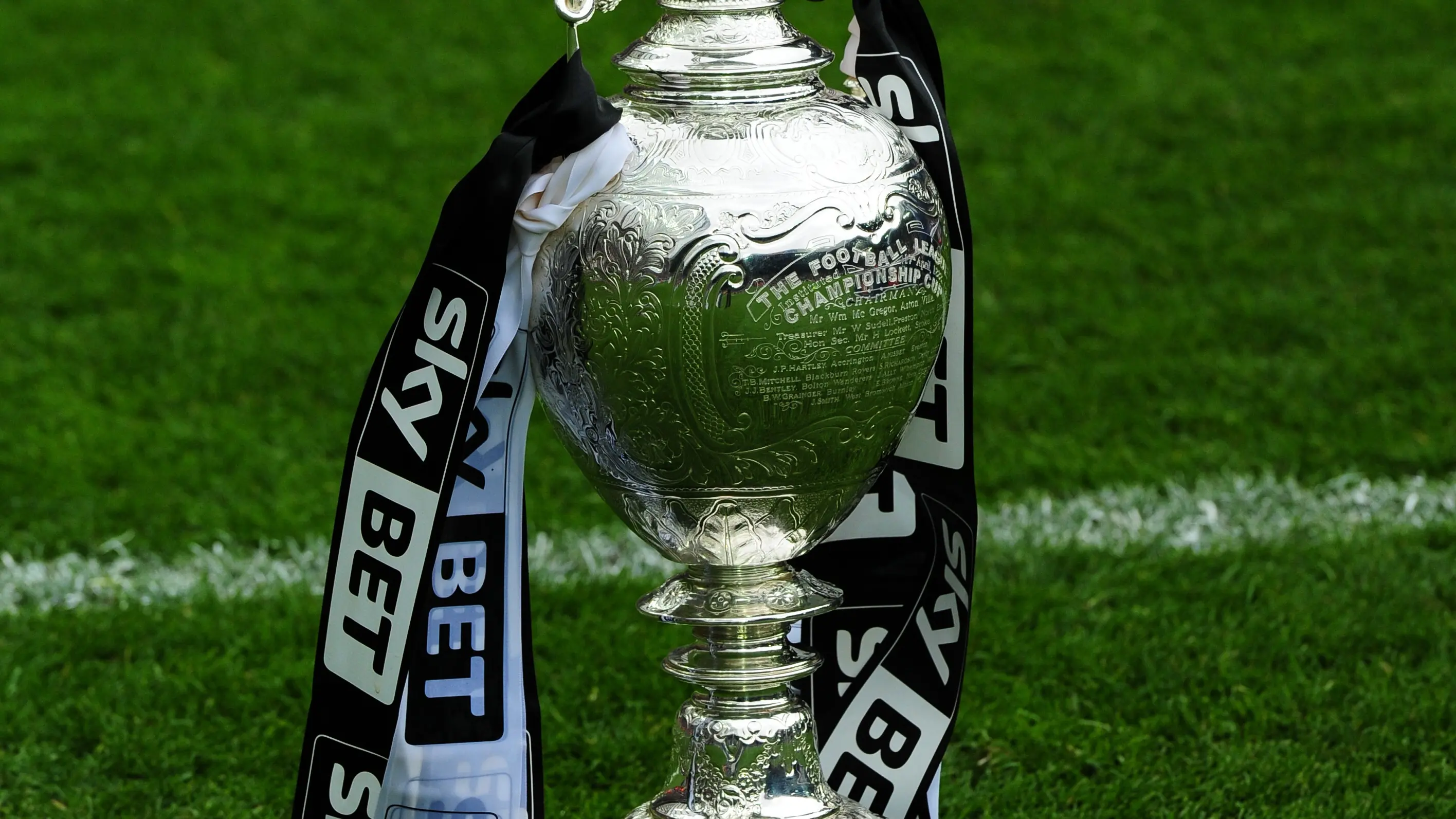 sky-bet-championship-trophy