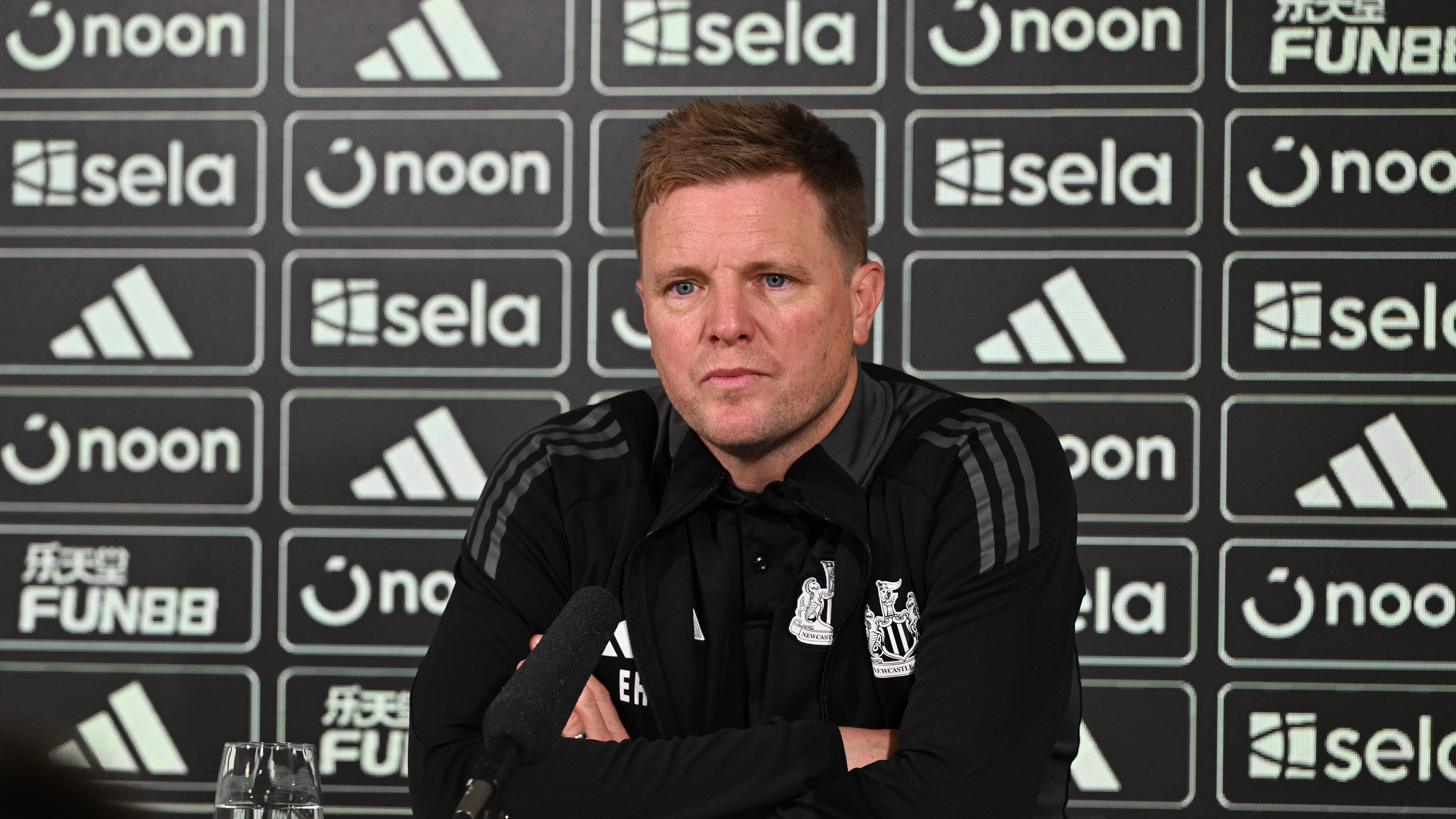 Howe pre-Man City 16x9