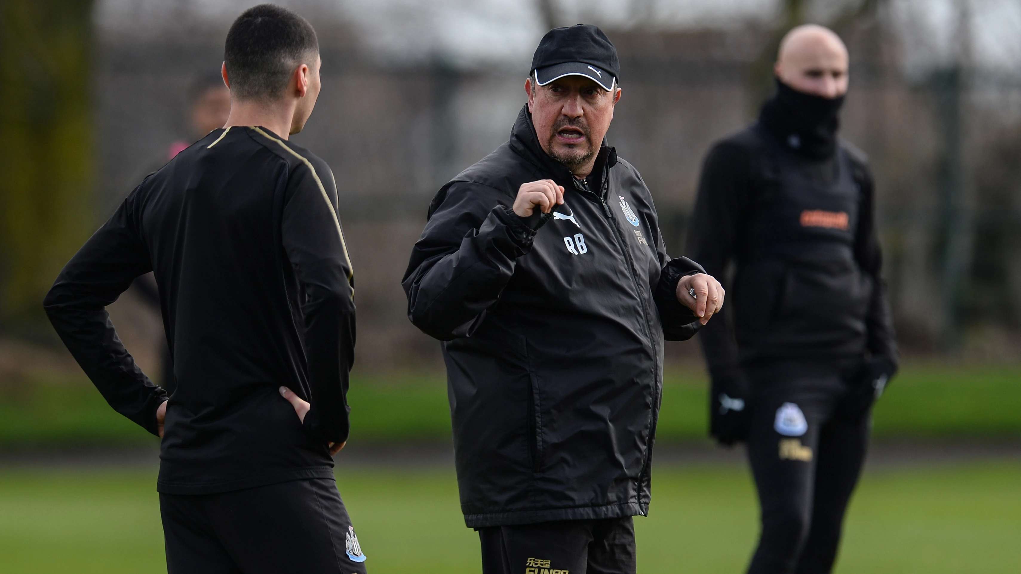 rafa-benitez-miguel-almiron-training