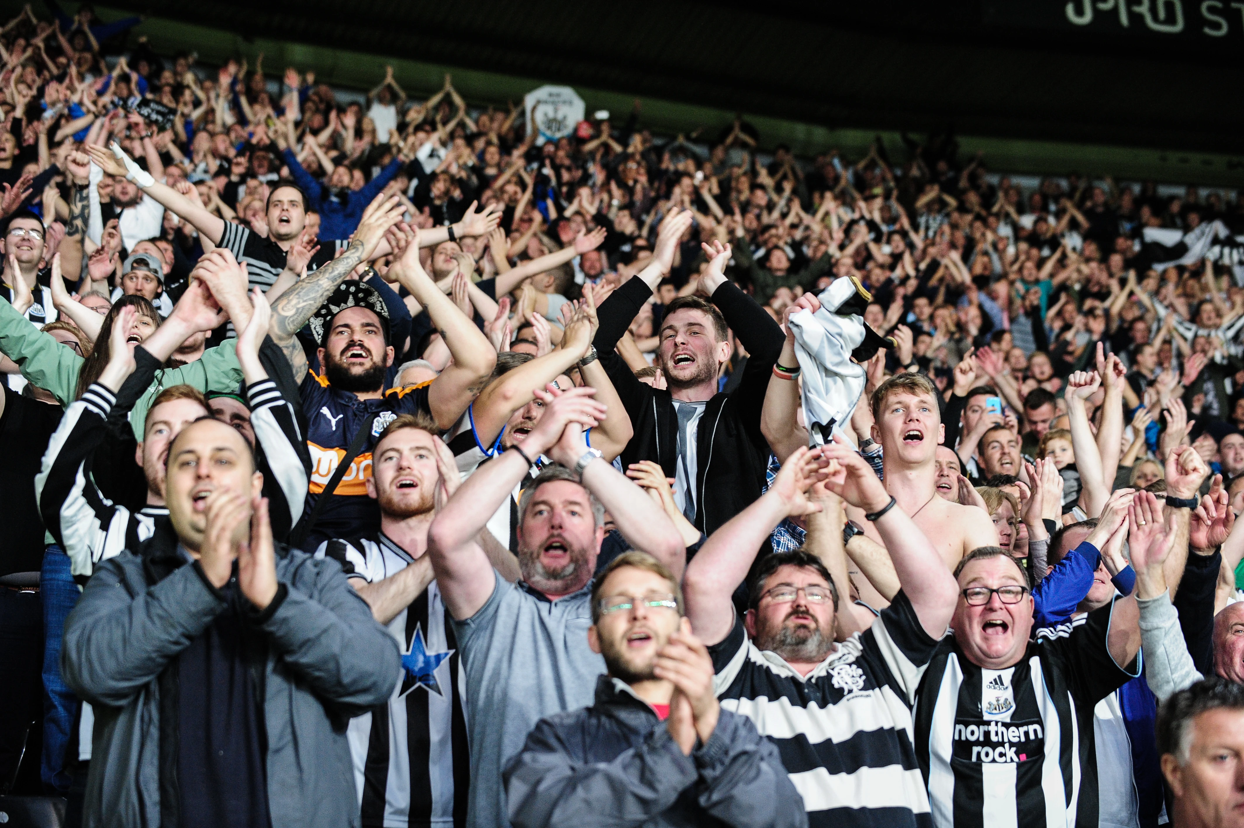 20161024-blackburn-on-sale