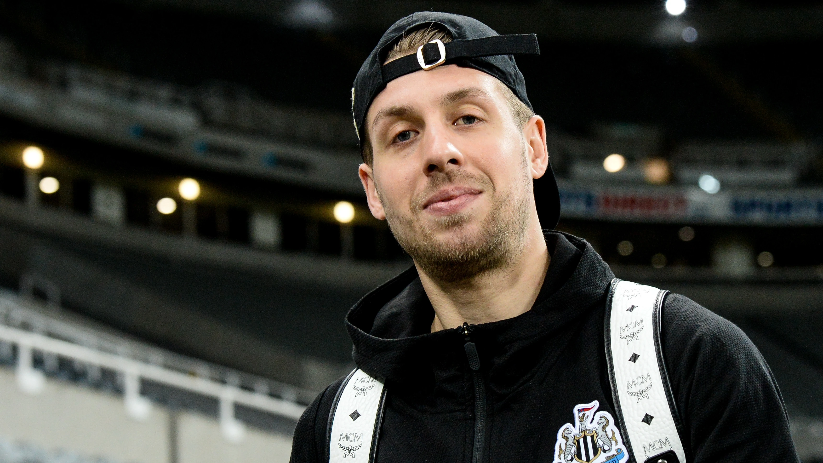 florian-lejeune-arrives-man-united