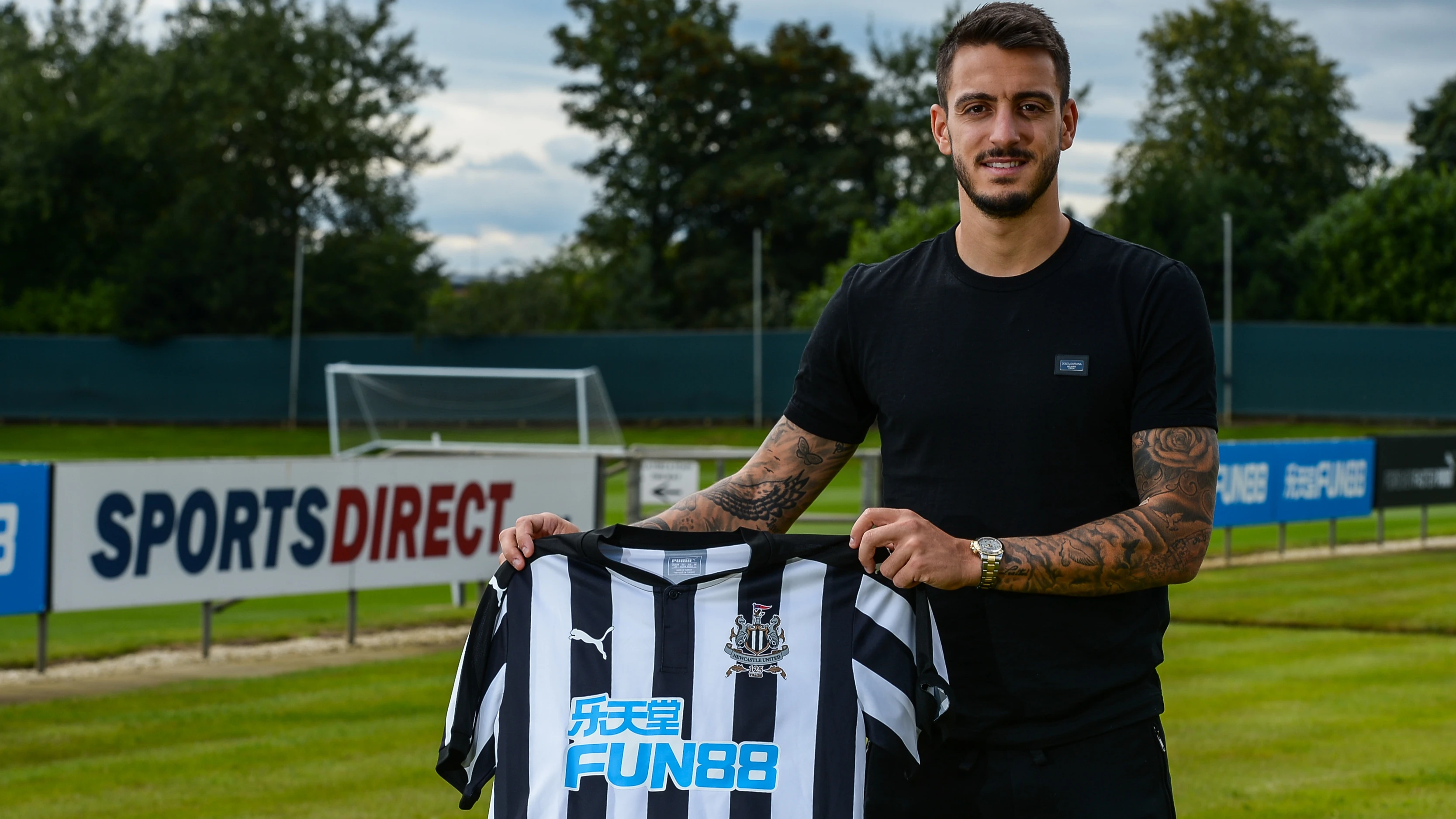 joselu-shirt