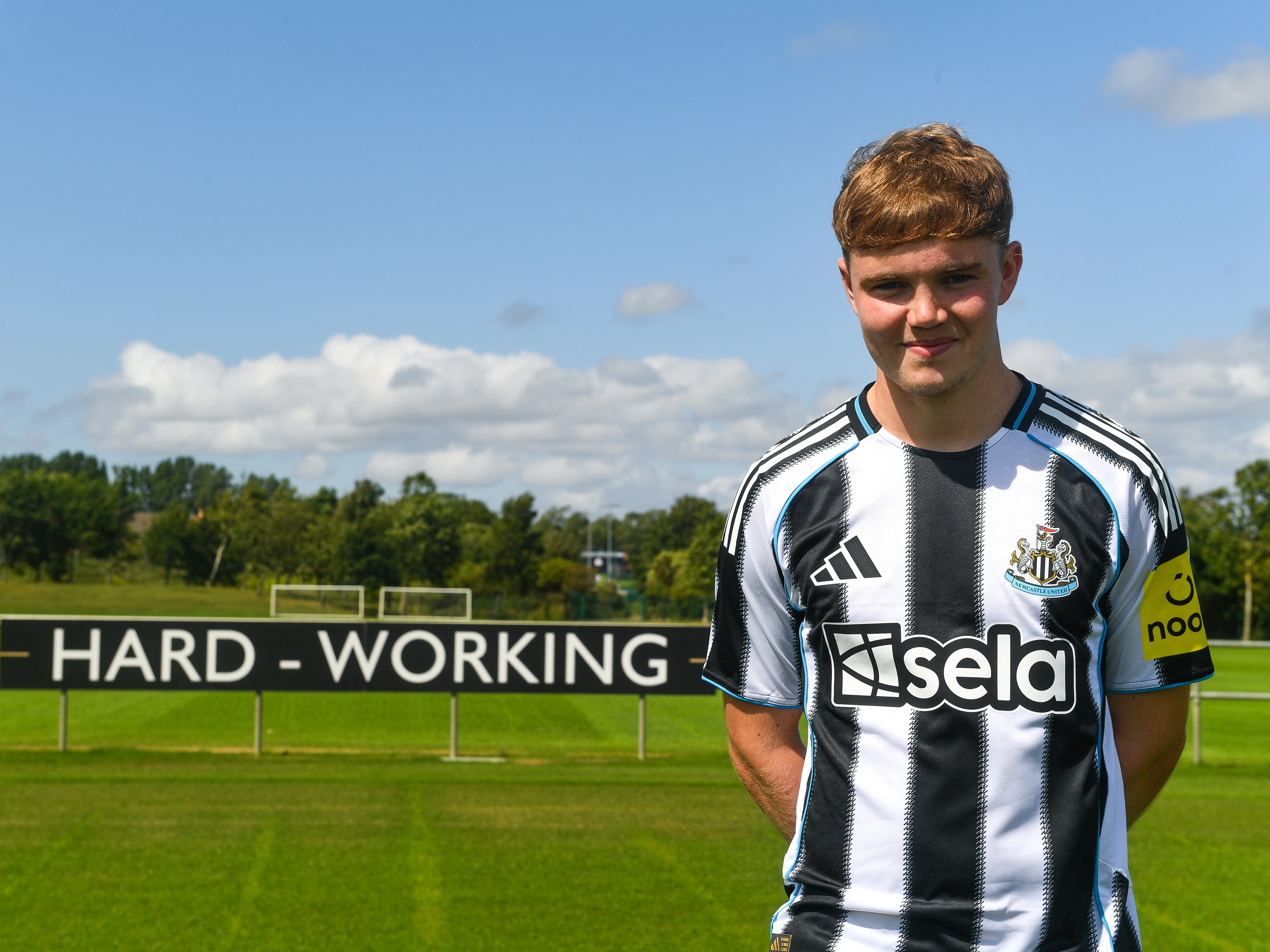 Joe Brayson pro deal image