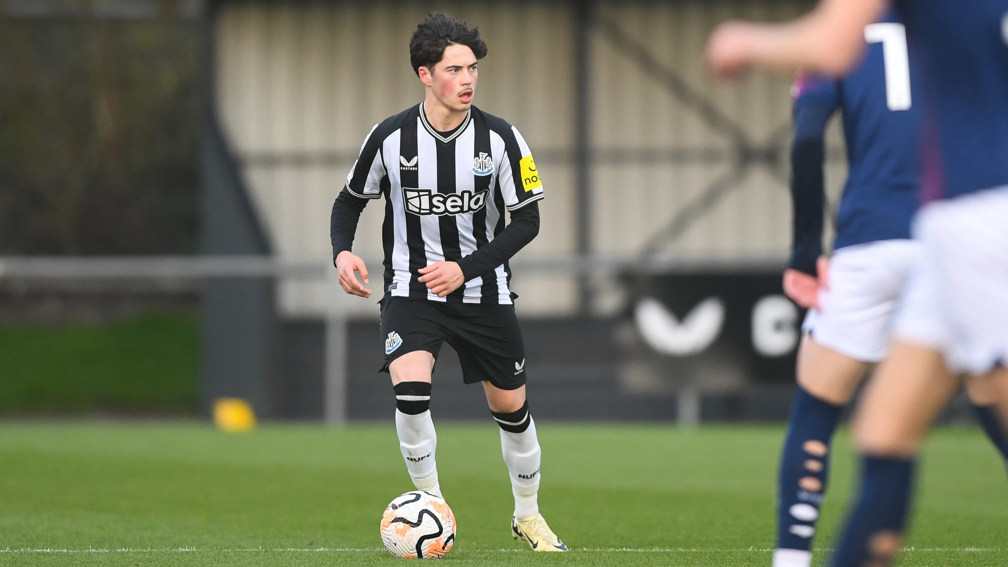 leo-shahar-u21s-v-leeds