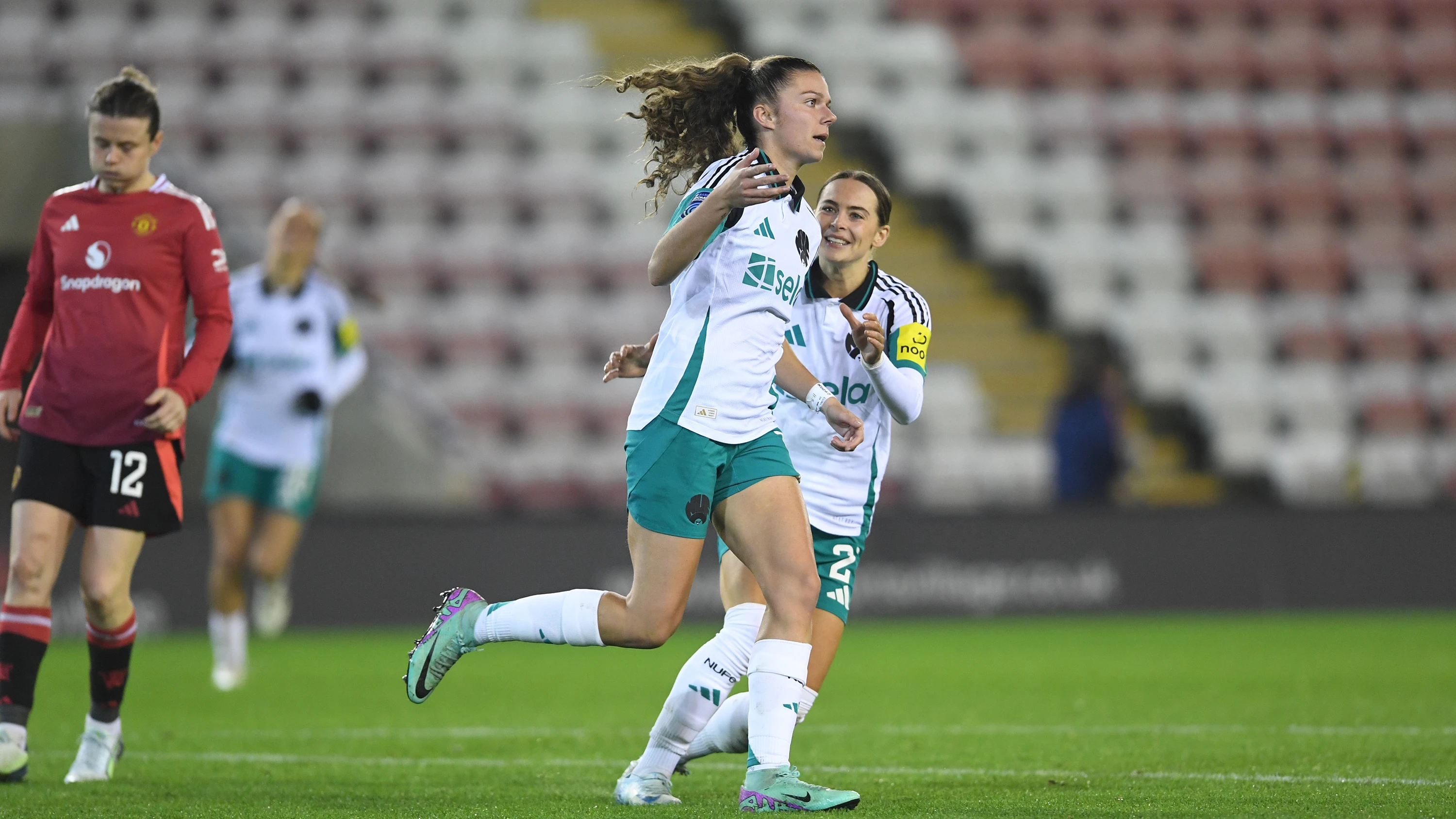 Man Utd 5-3 Newcastle Women's League Cup