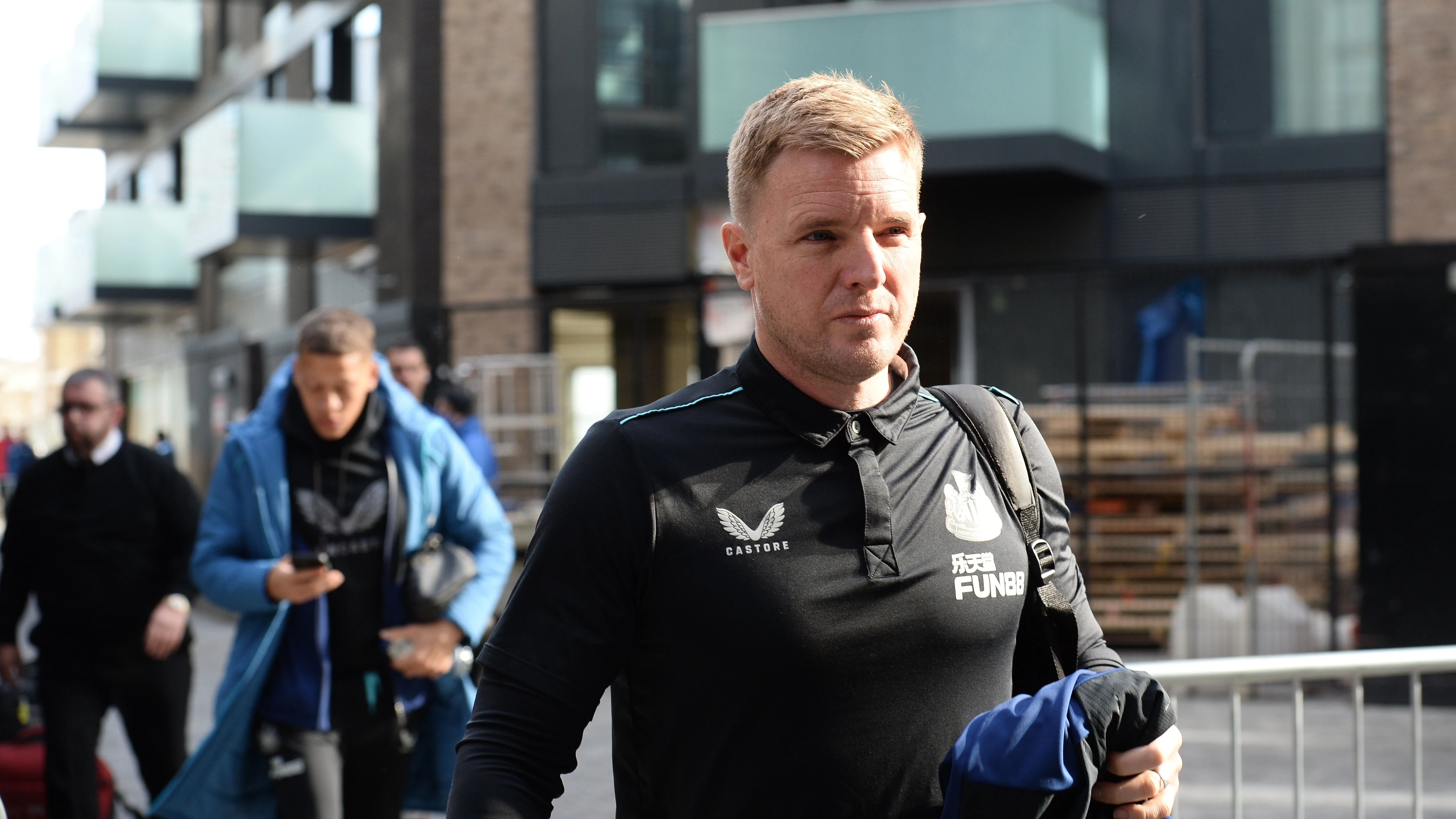 eddie-howe-arrives-brentford