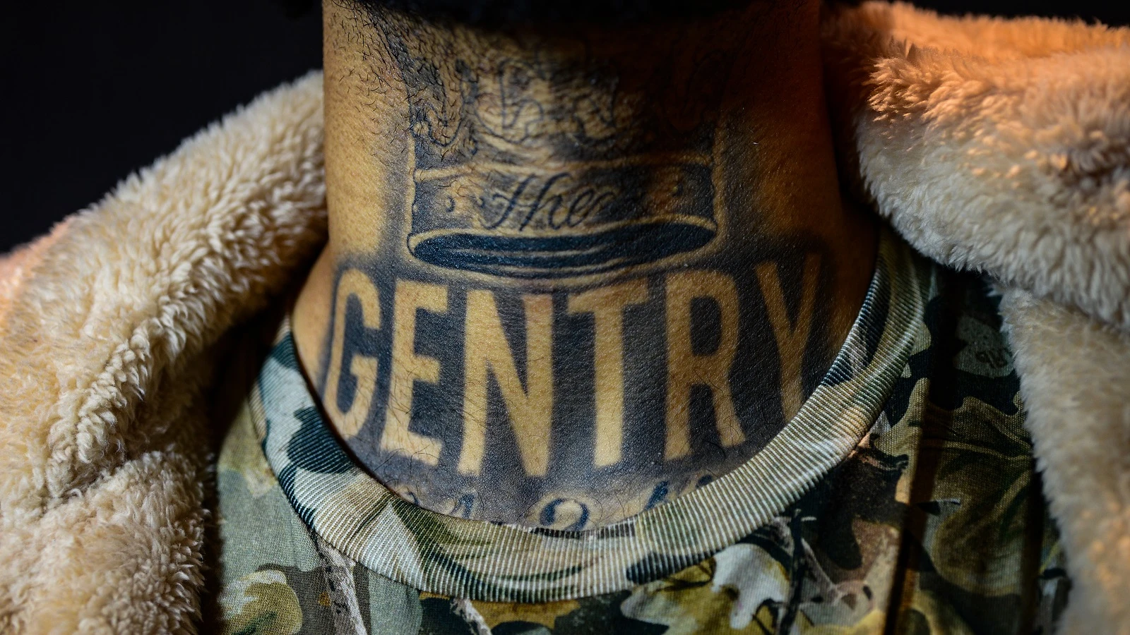 yedlin-tattoo-close-up