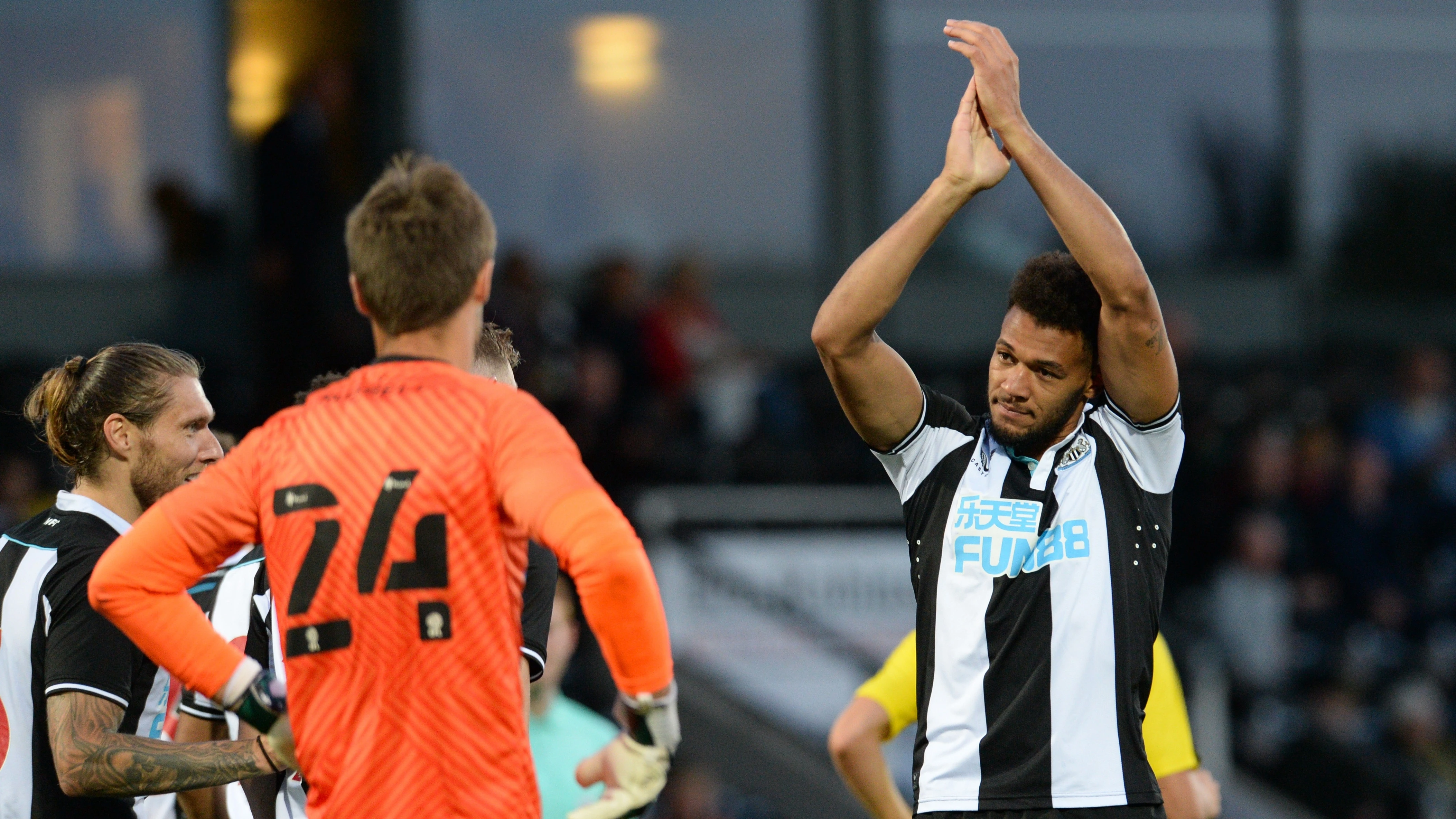 joelinton-celebrates-burton