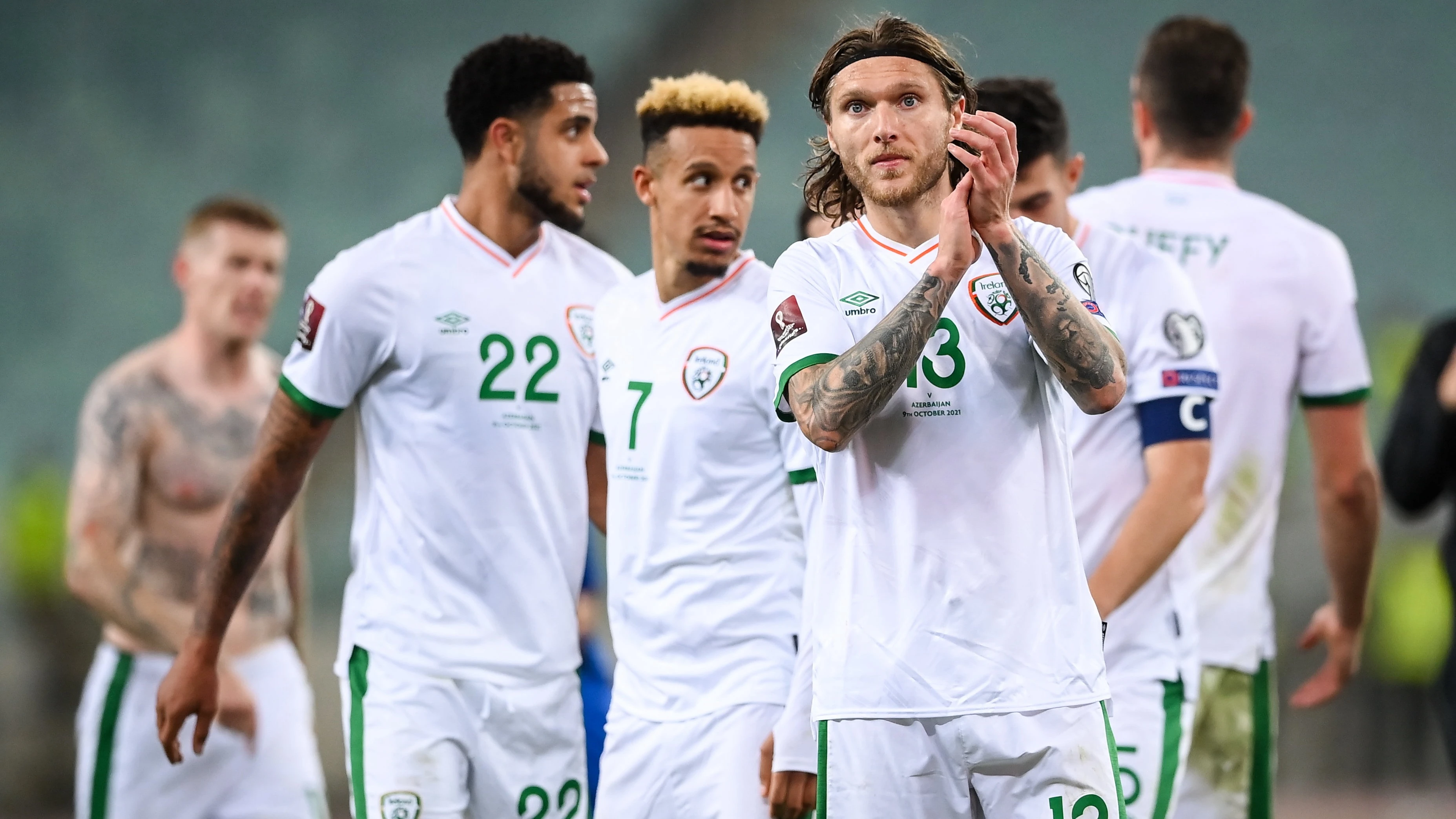 jeff-hendrick-clapping-ireland