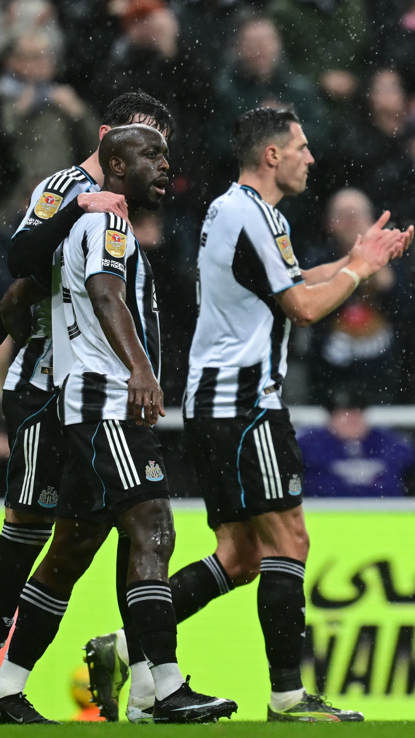 ST1 1502-2887418 Image