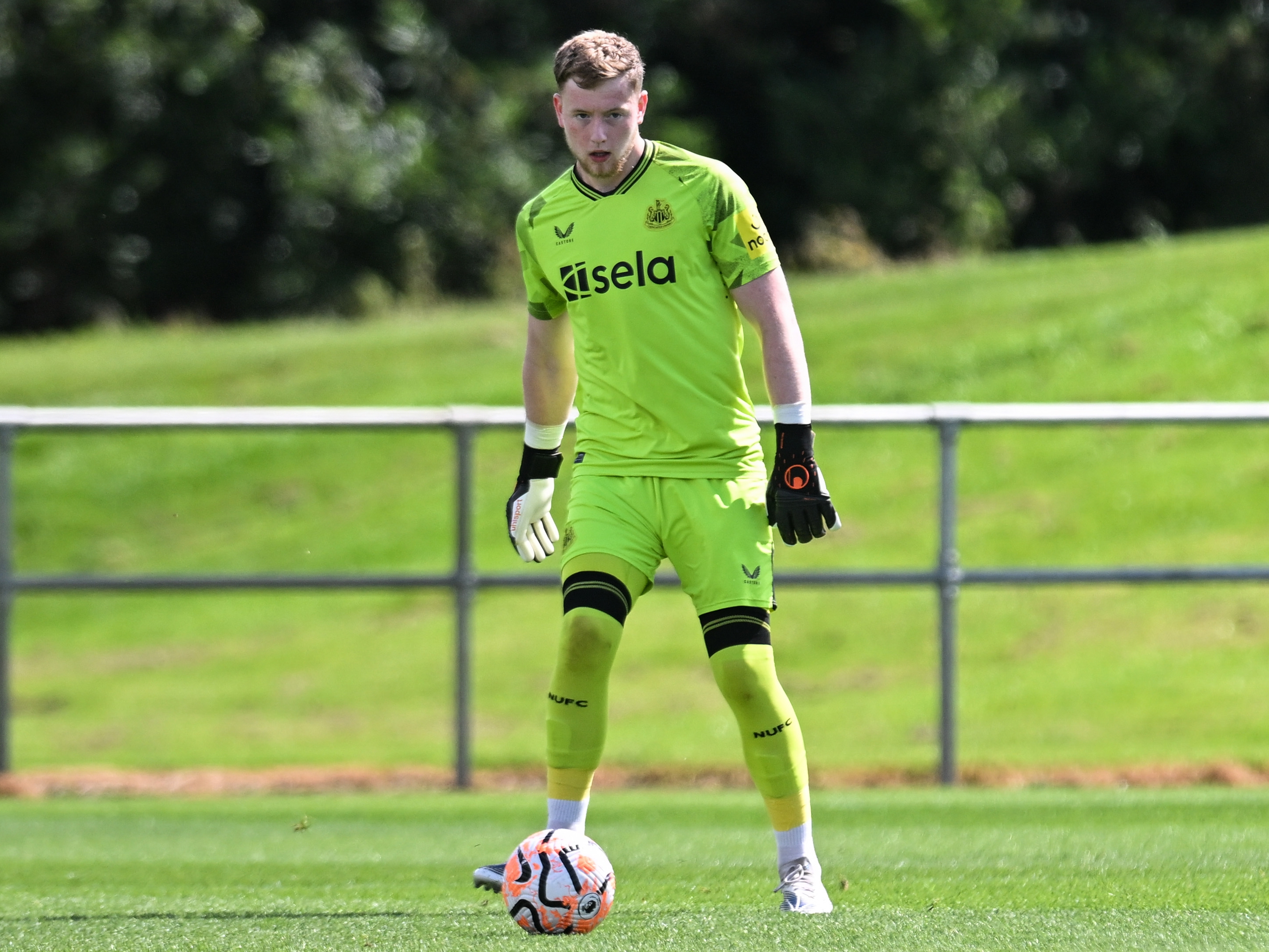 Smith completes Carlisle United switch Newcastle United