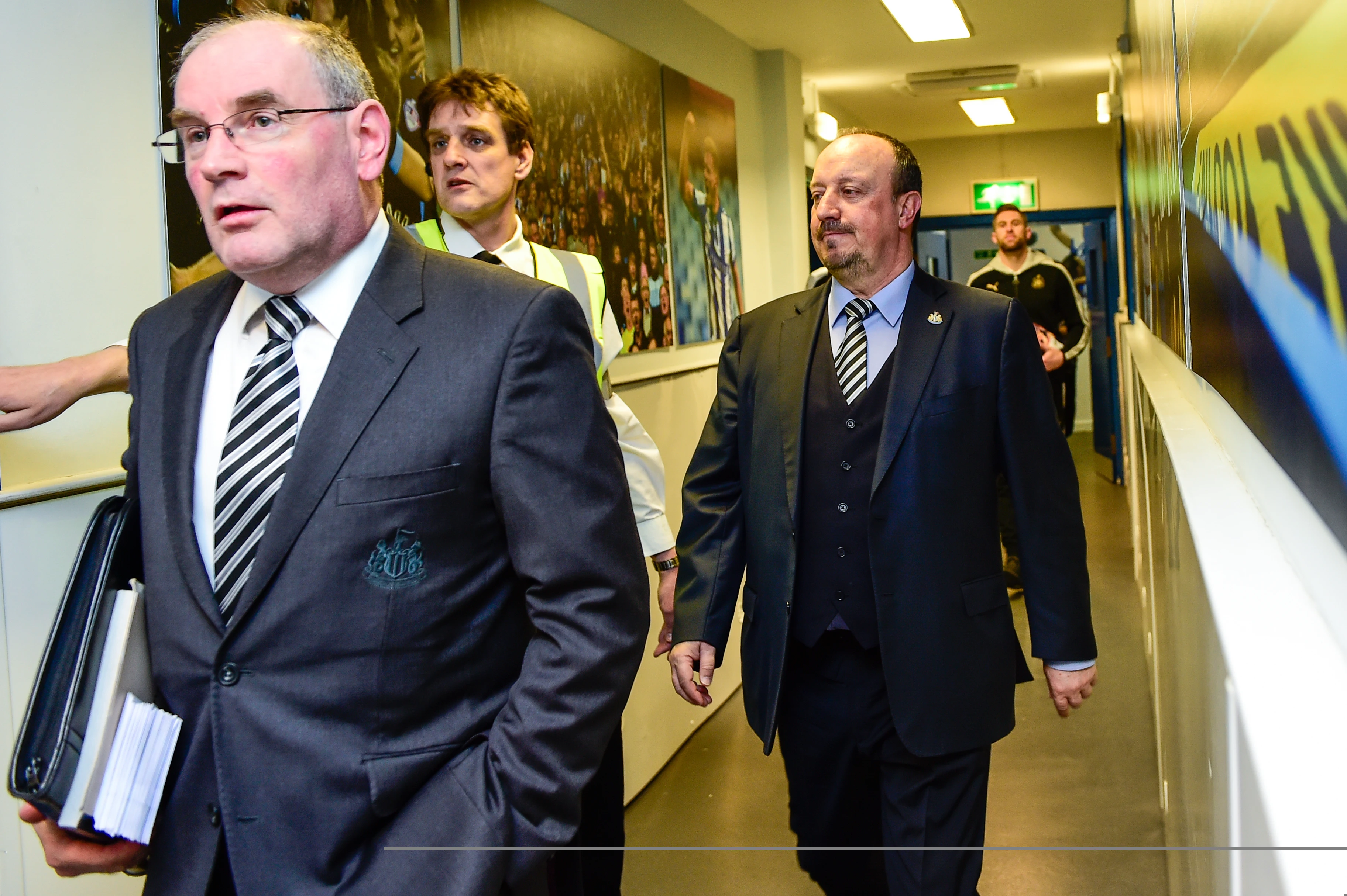 rafa-benitez-arrives-sheffield-wednesday