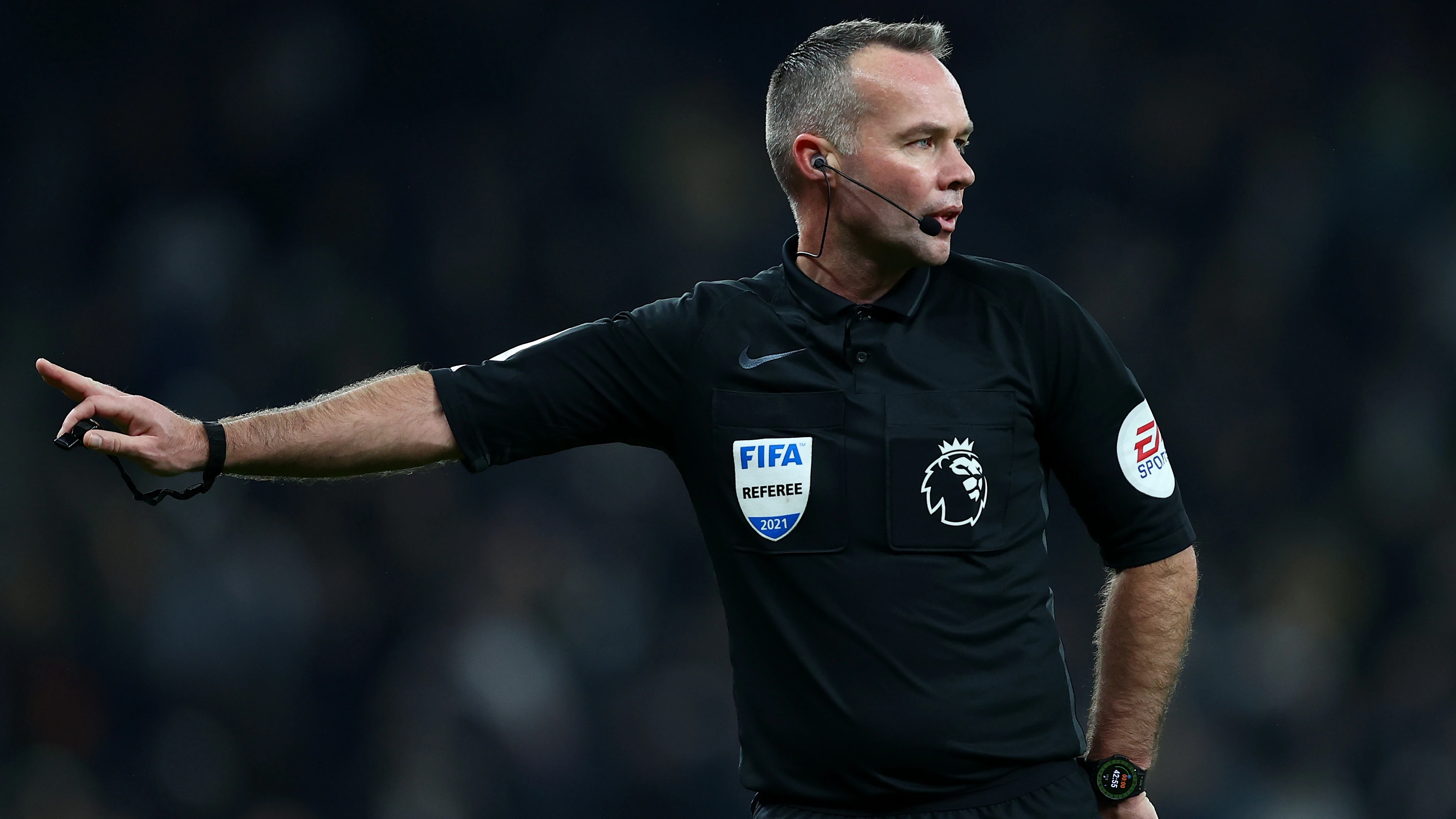 paul-tierney-referee-point