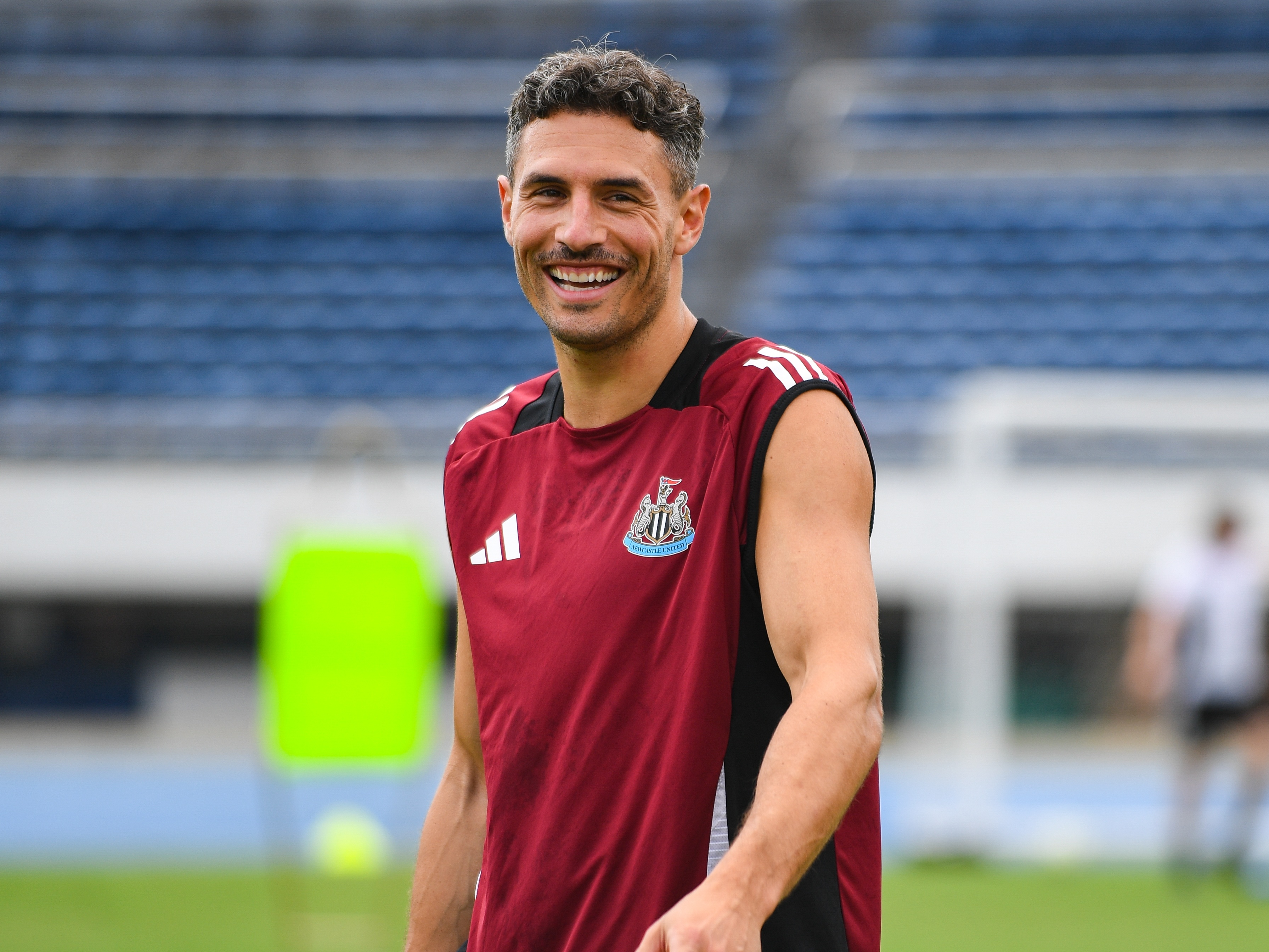 Fabian_Schar.jpg?fm=webp&fit=fill&f=top&